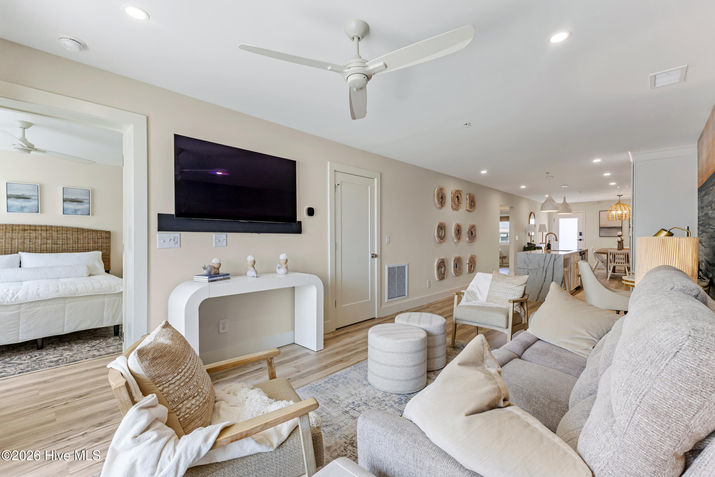 1800 Canal Drive 307