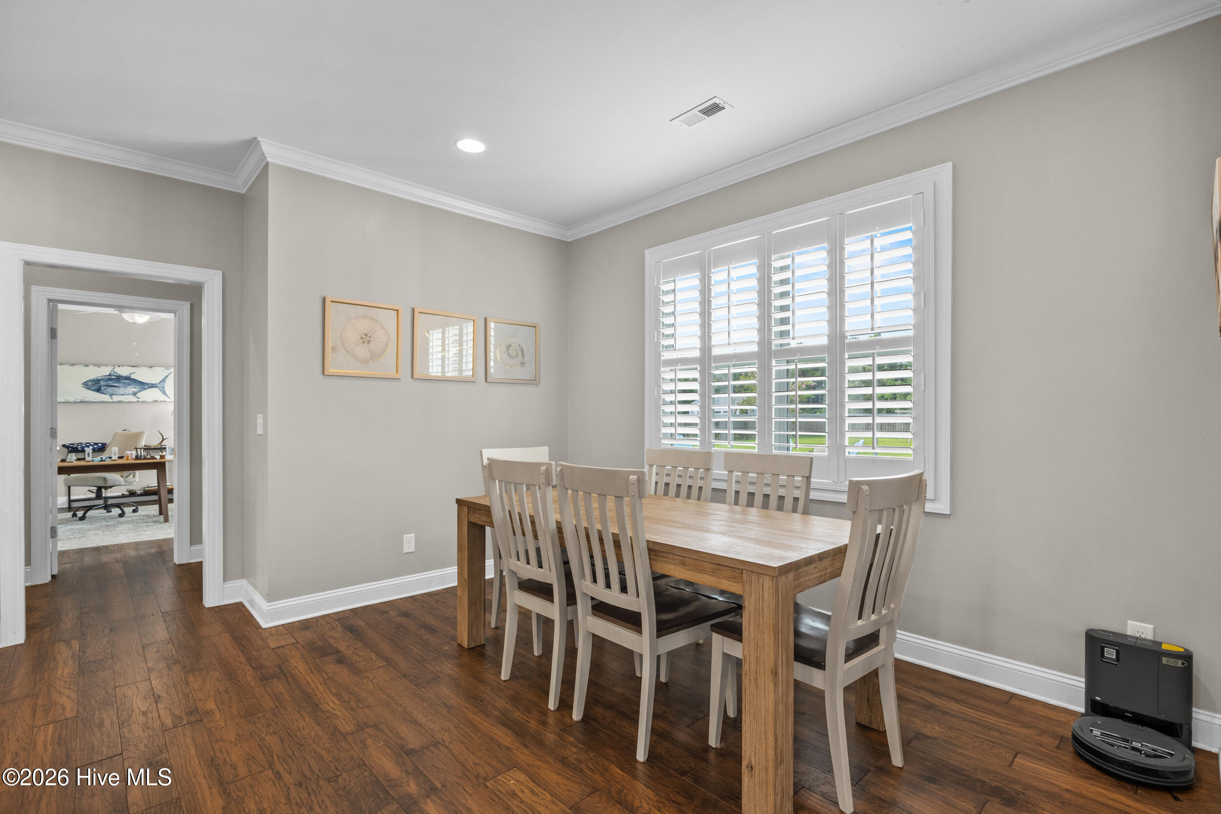110 E Conolly Court