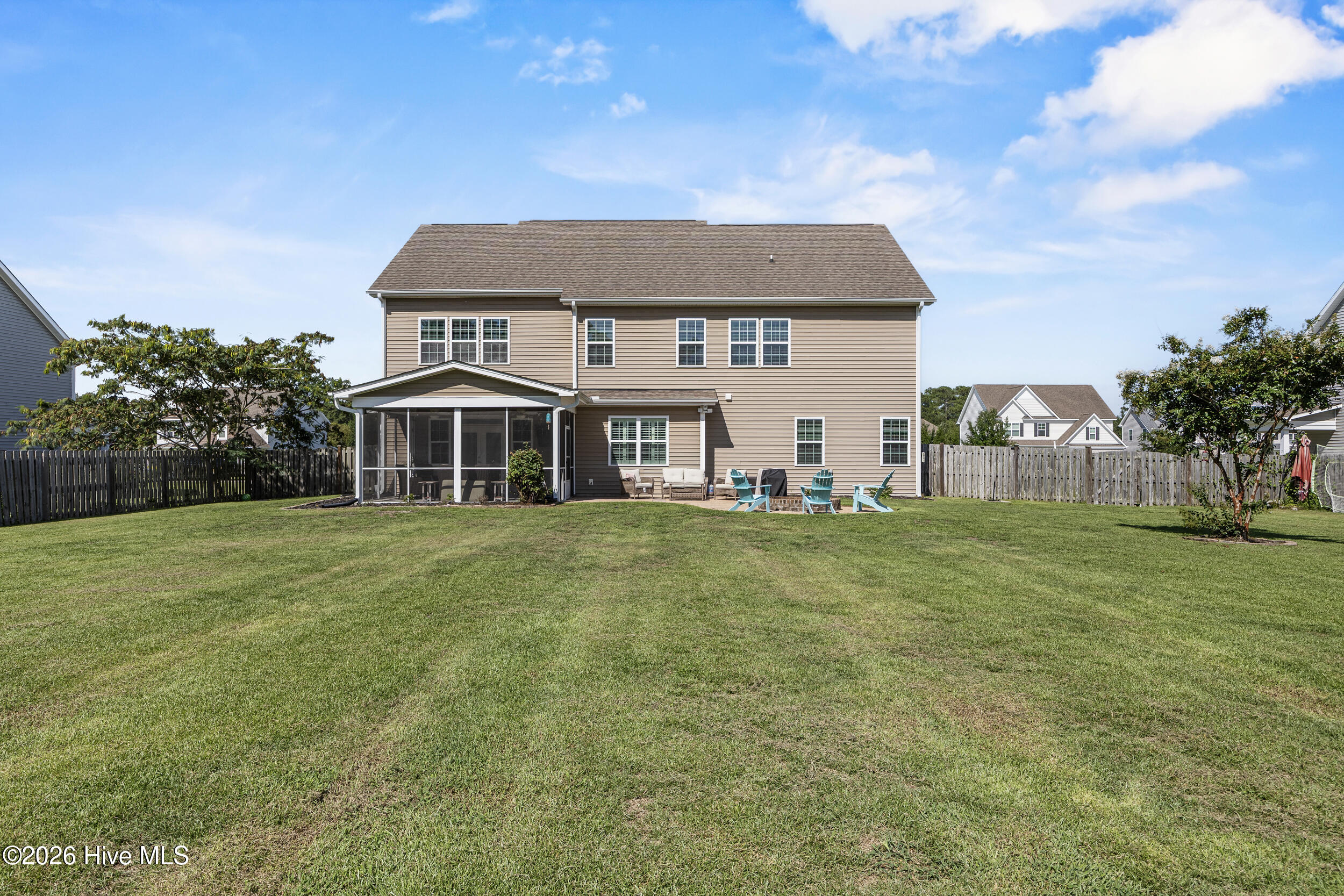 110 E Conolly Court