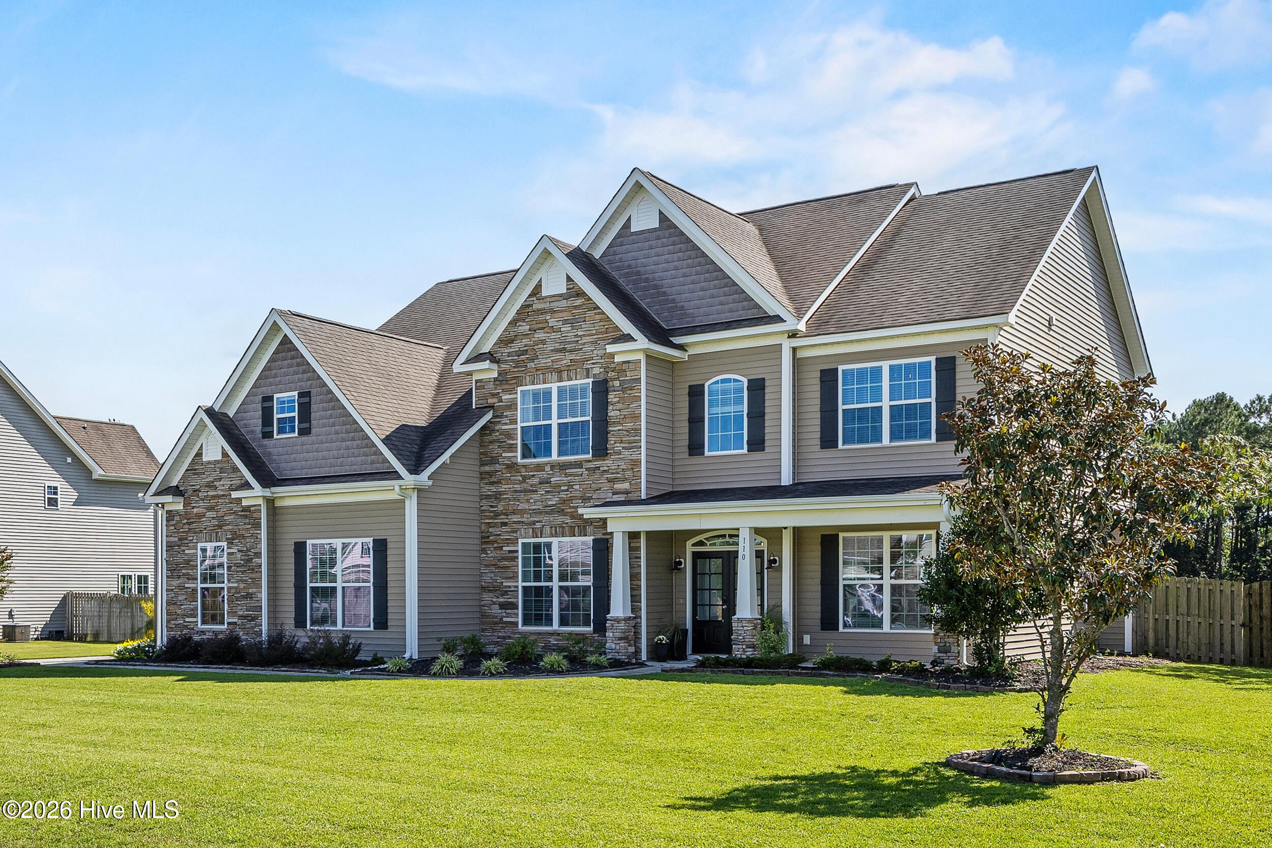 110 E Conolly Court
