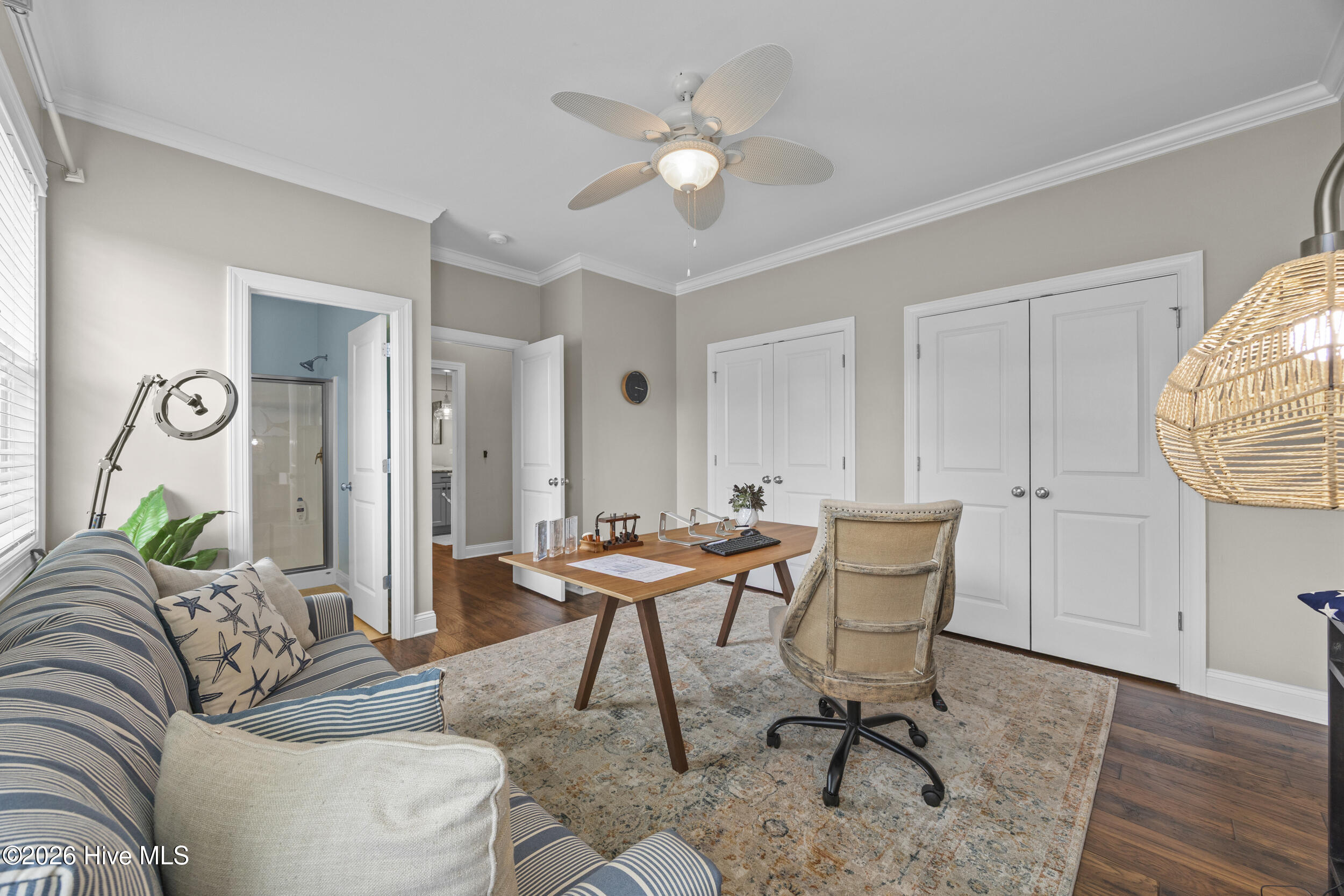110 E Conolly Court
