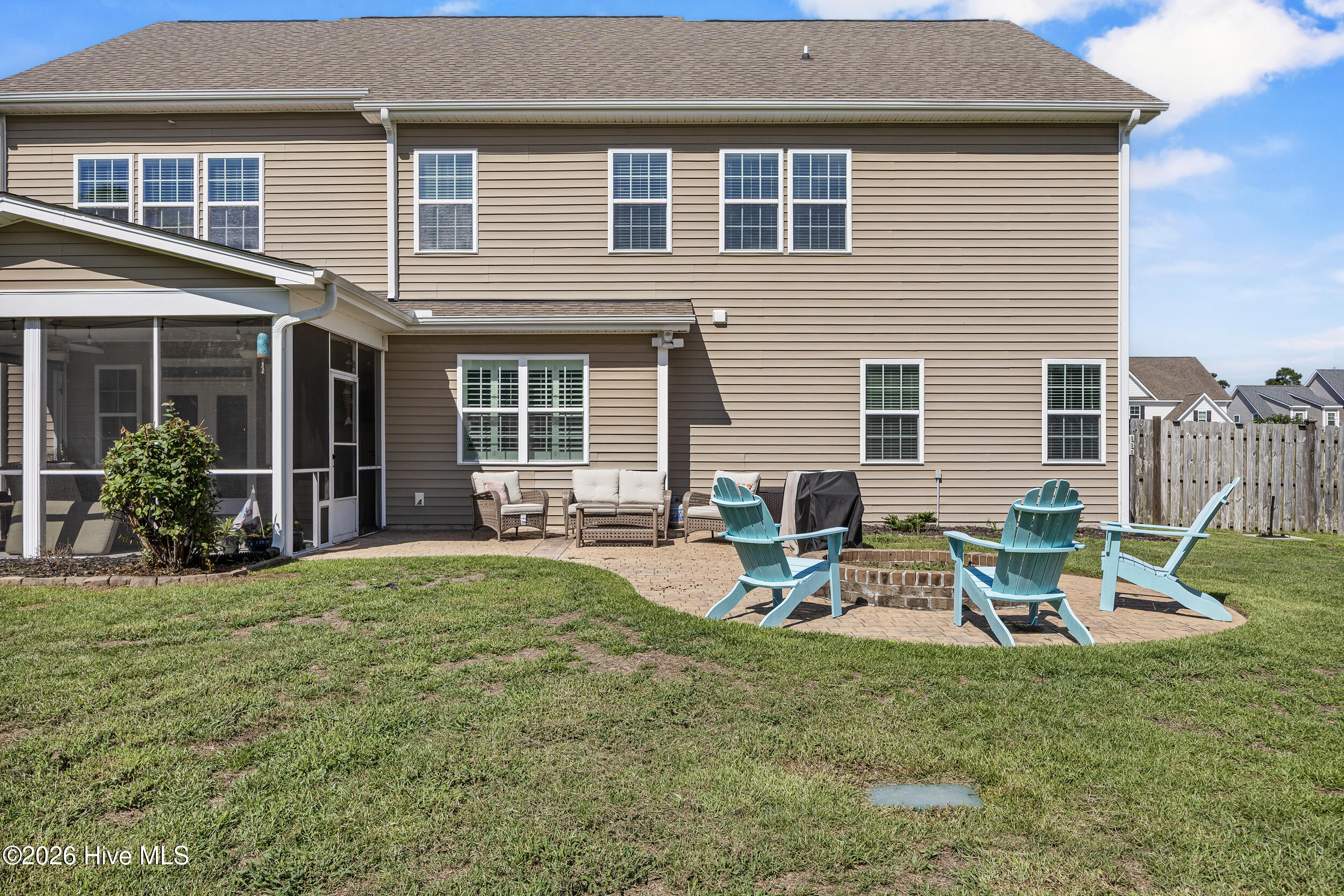 110 E Conolly Court