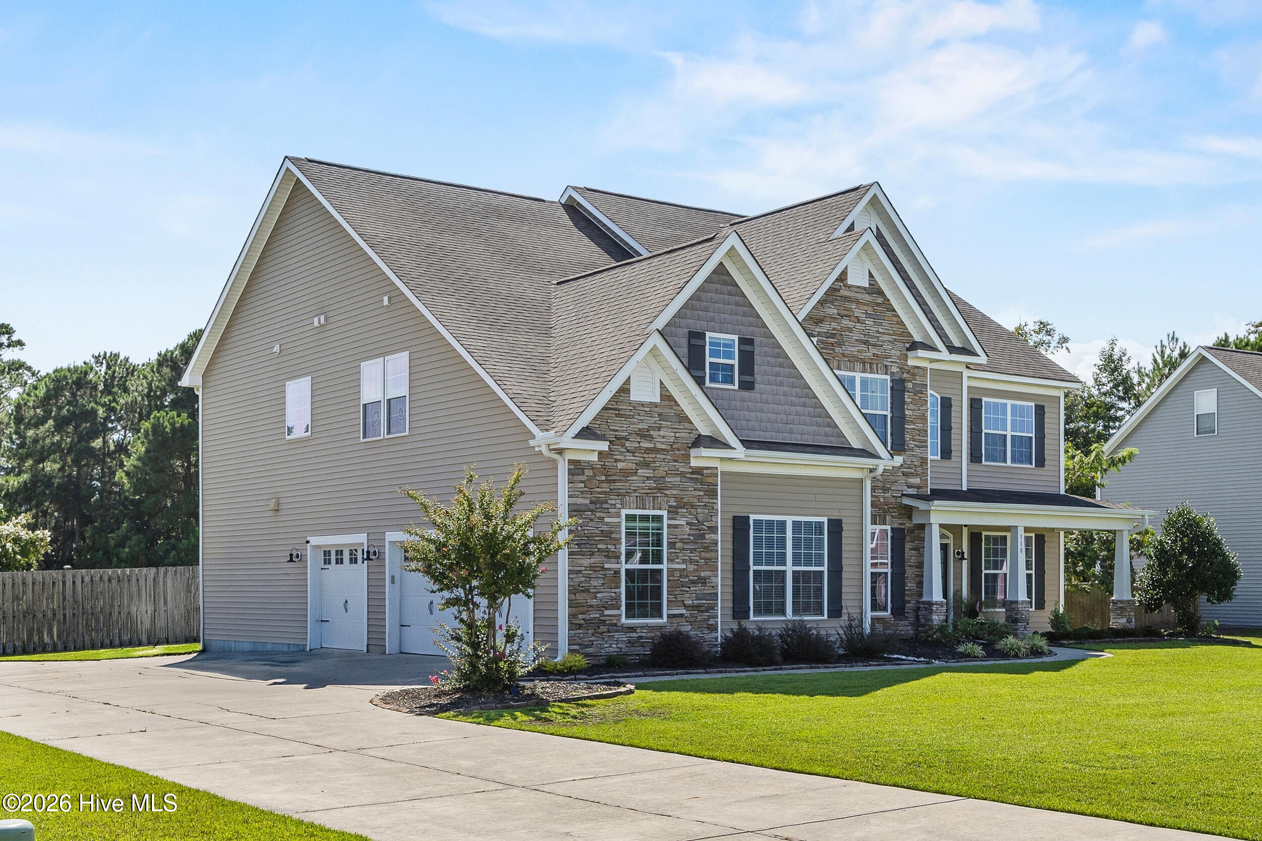 110 E Conolly Court
