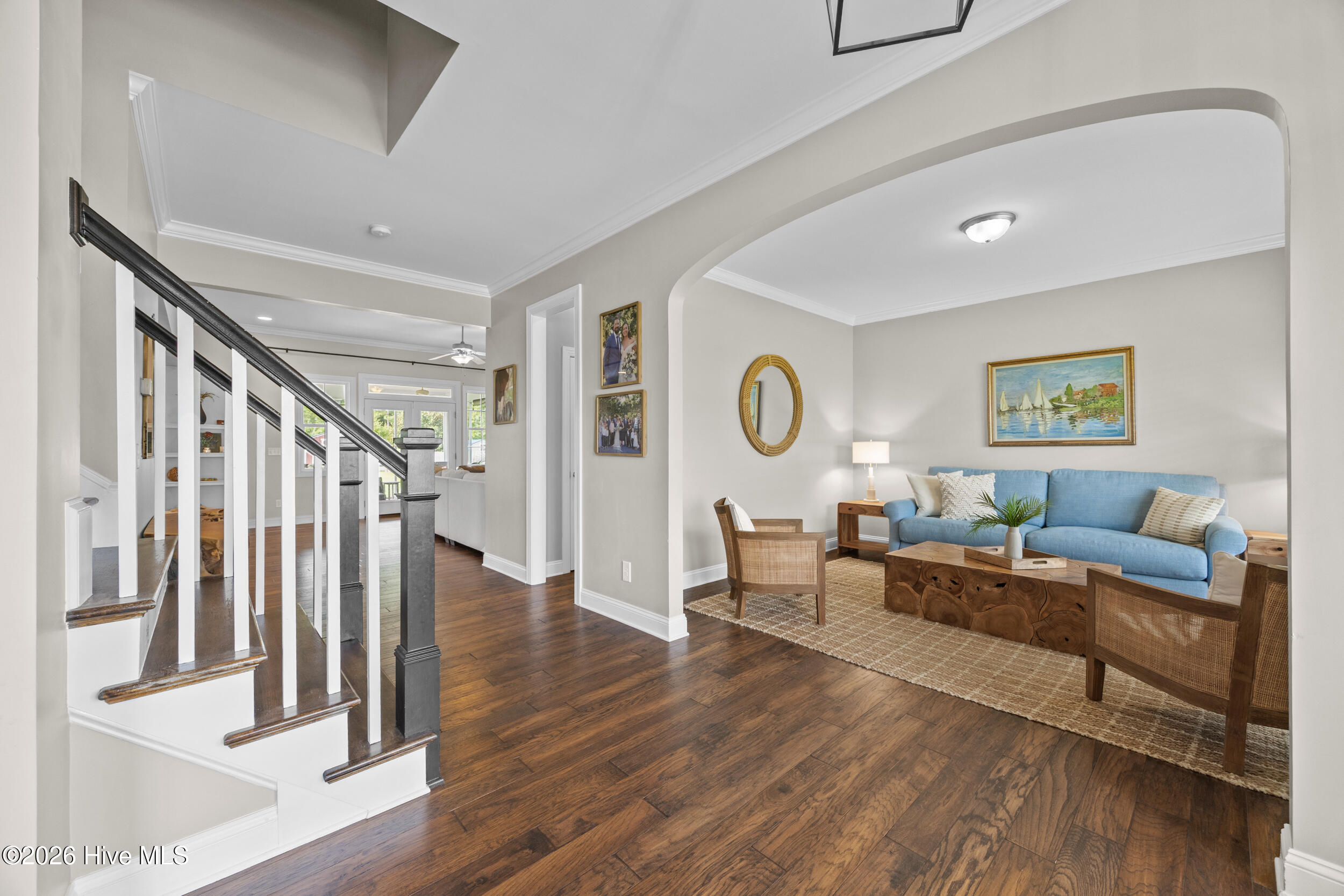110 E Conolly Court