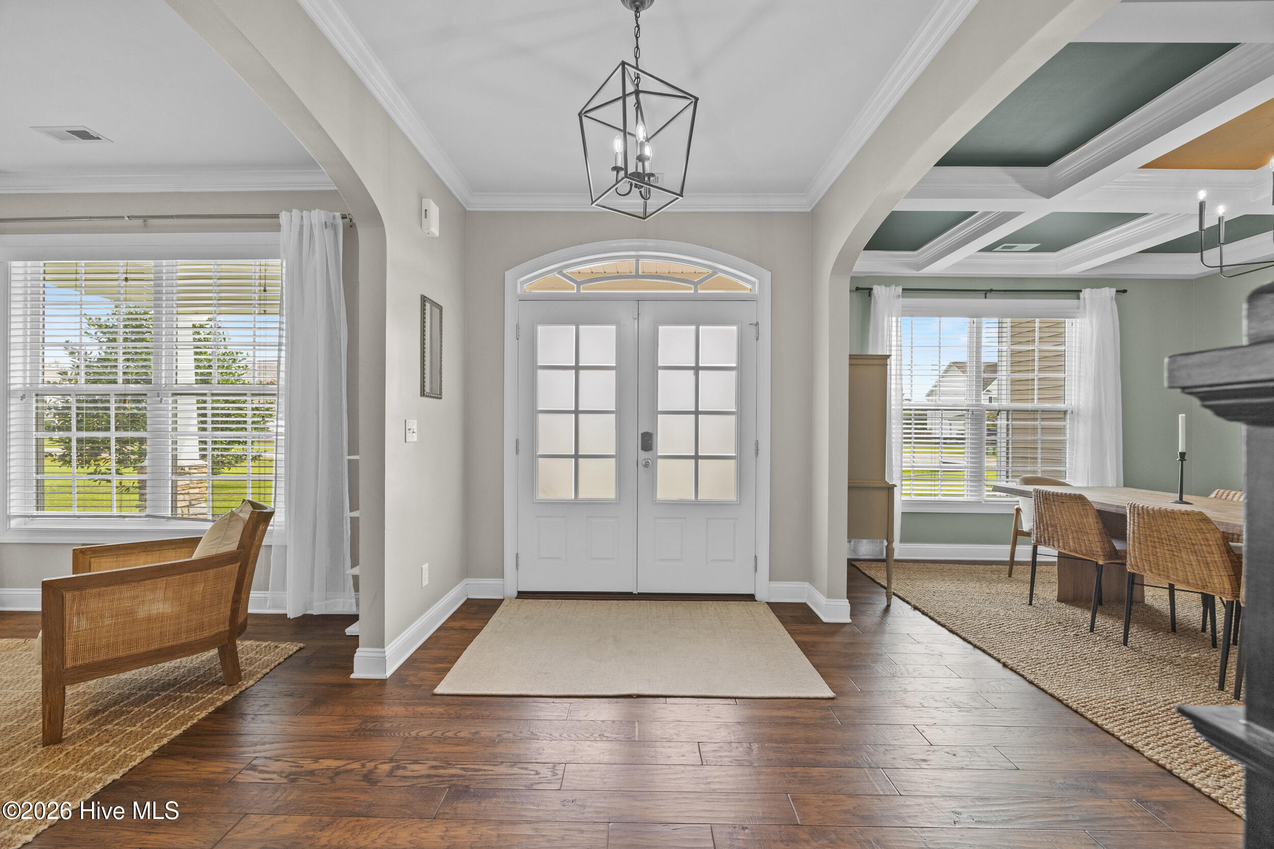 110 E Conolly Court