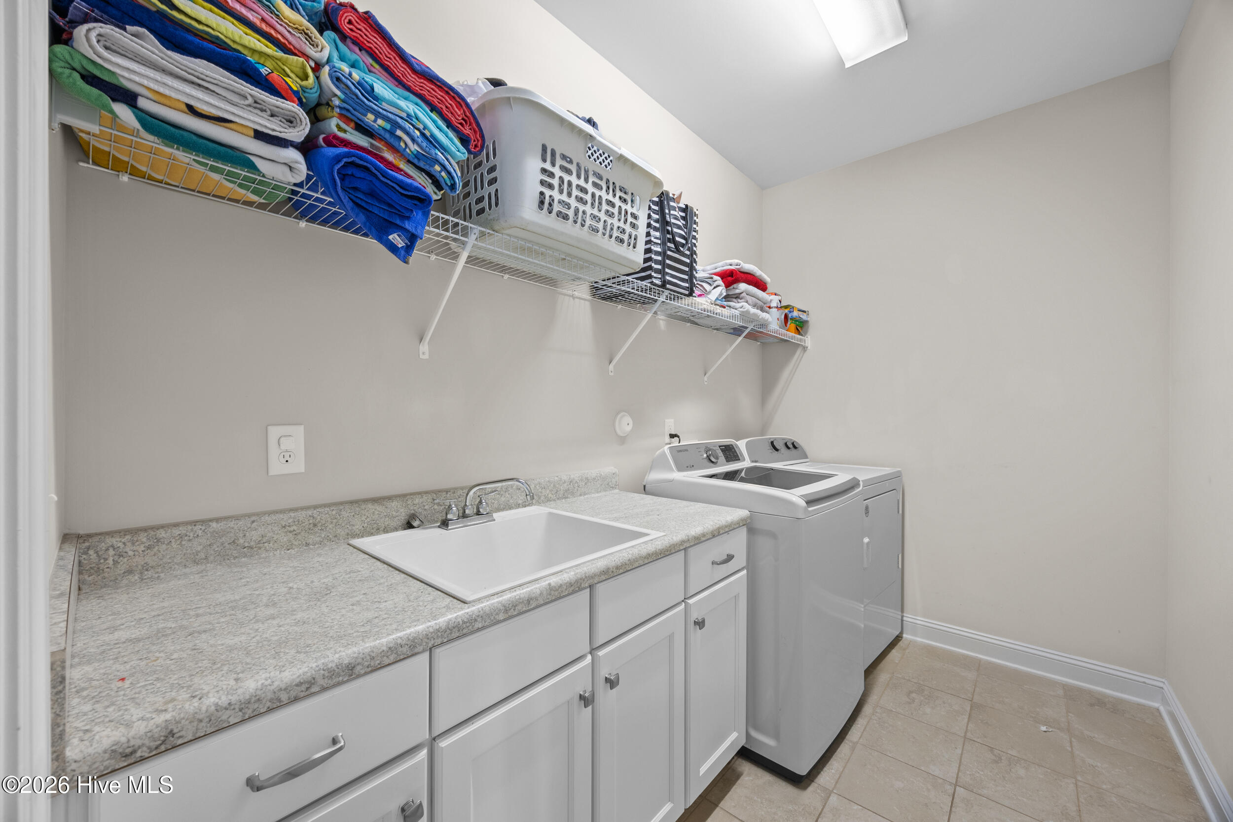 110 E Conolly Court