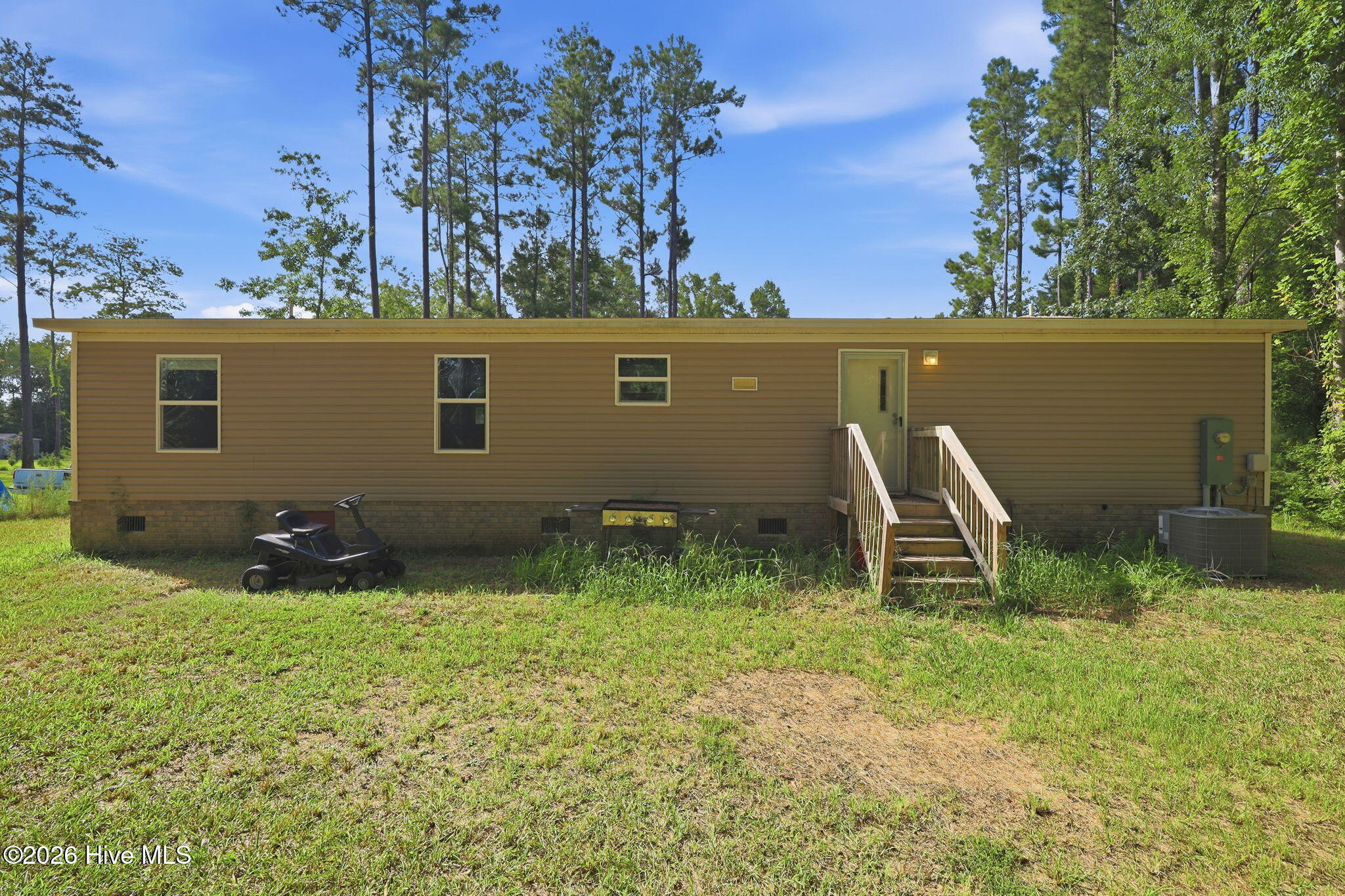 564 Pond Road
