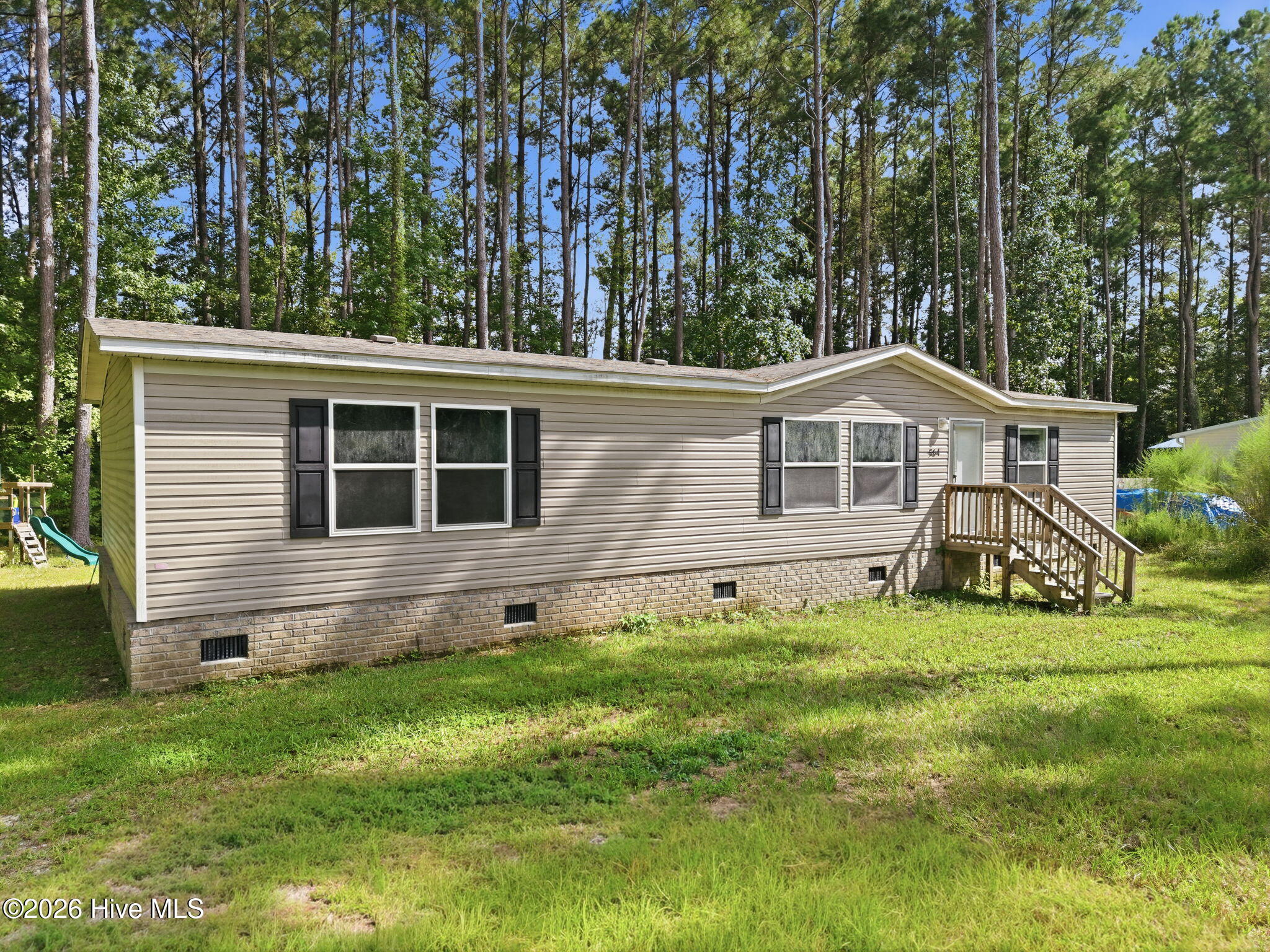 564 Pond Road
