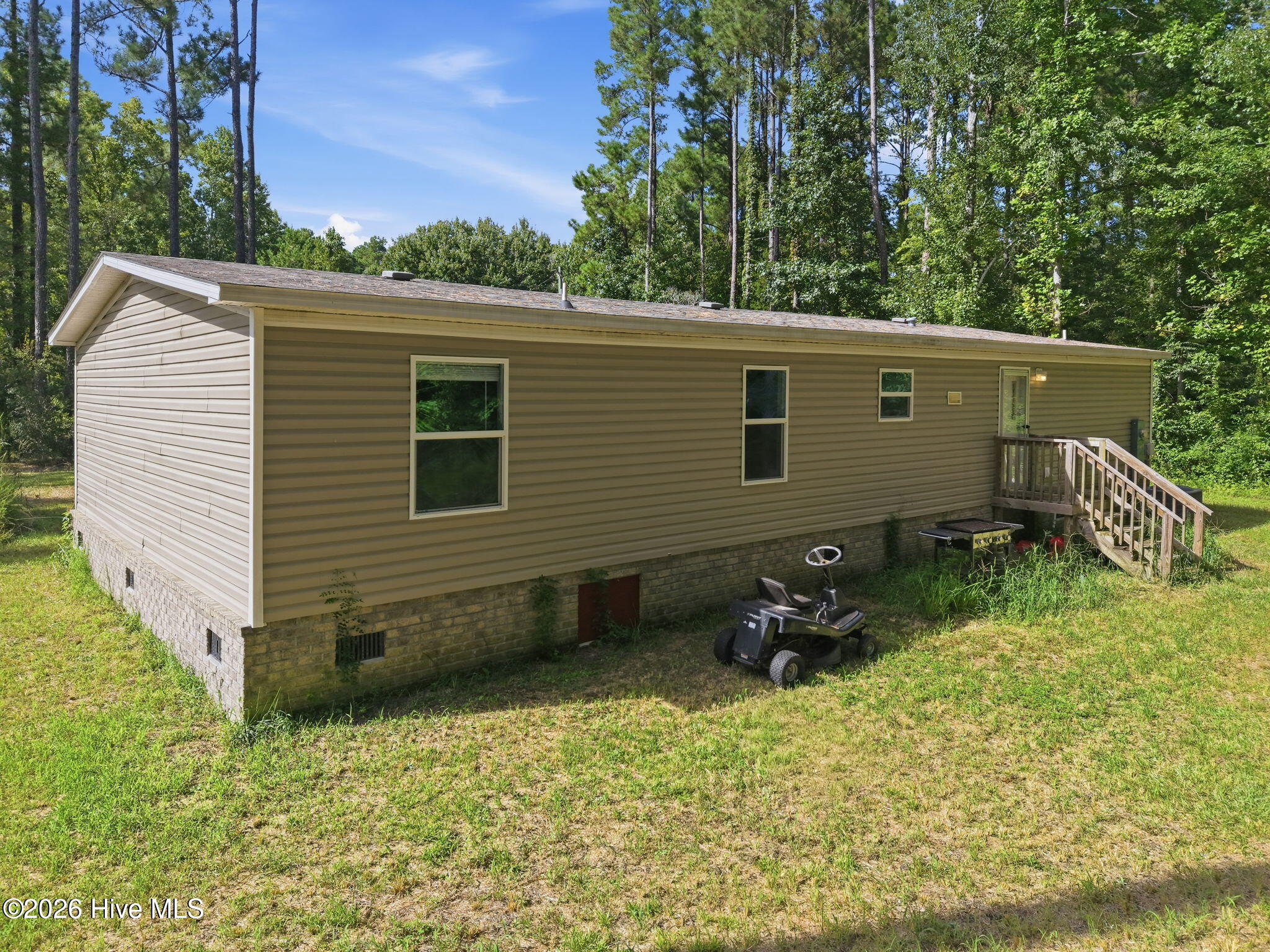 564 Pond Road