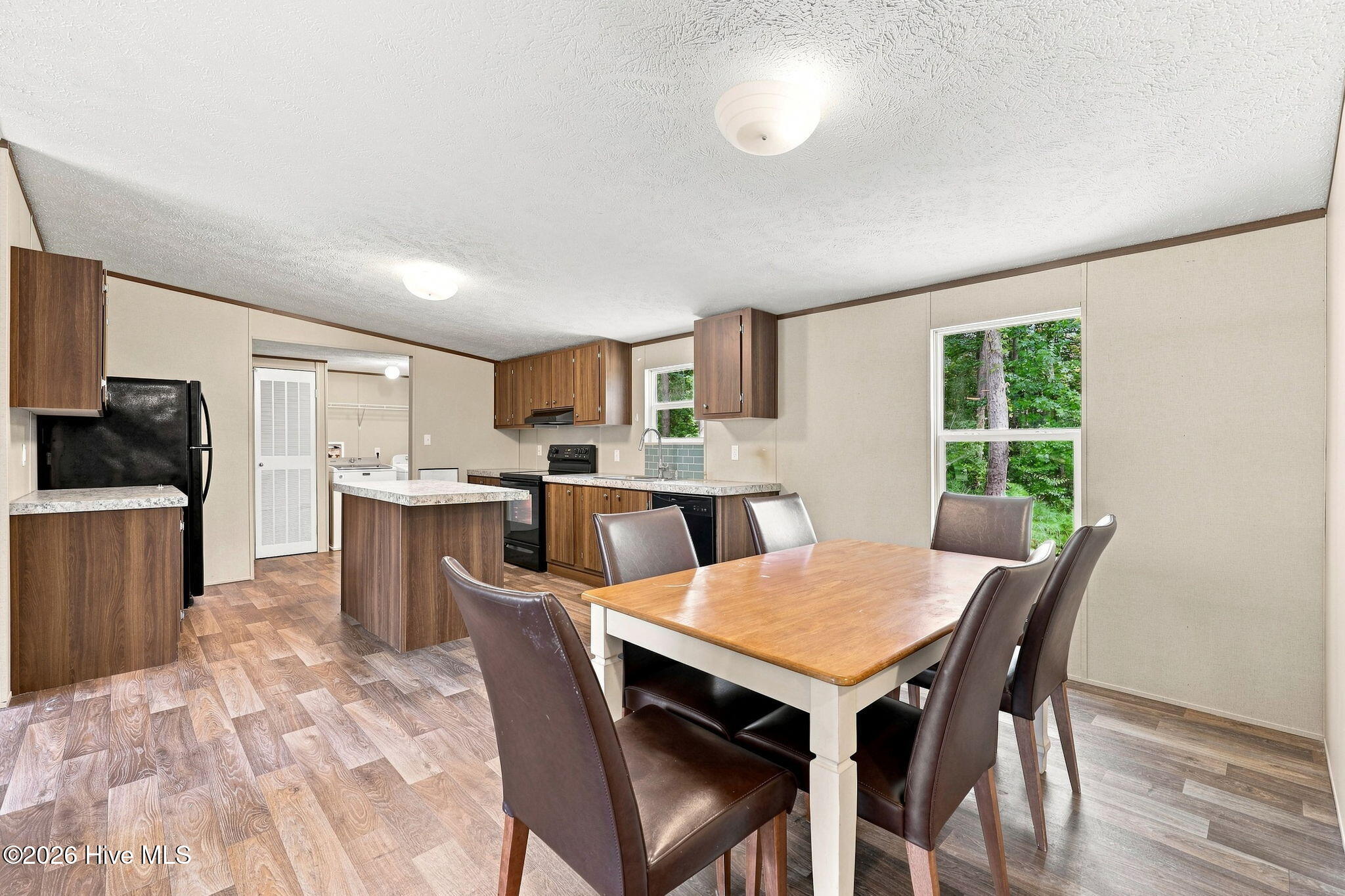 564 Pond Road