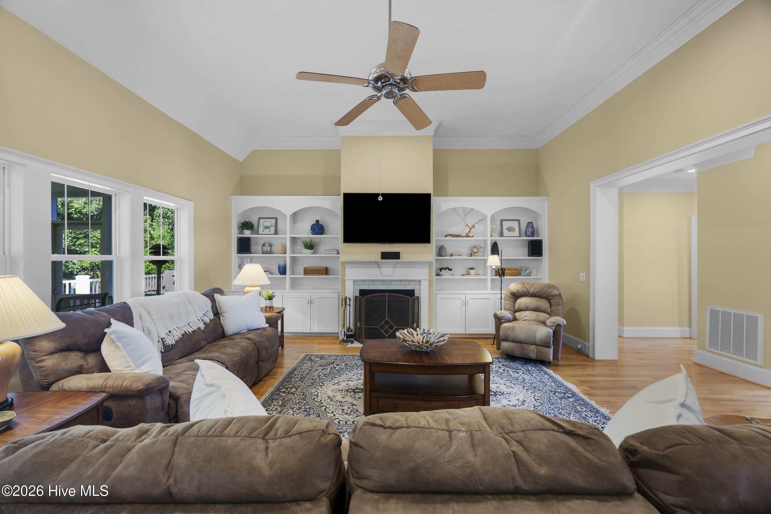 8762 Ramsbury Way