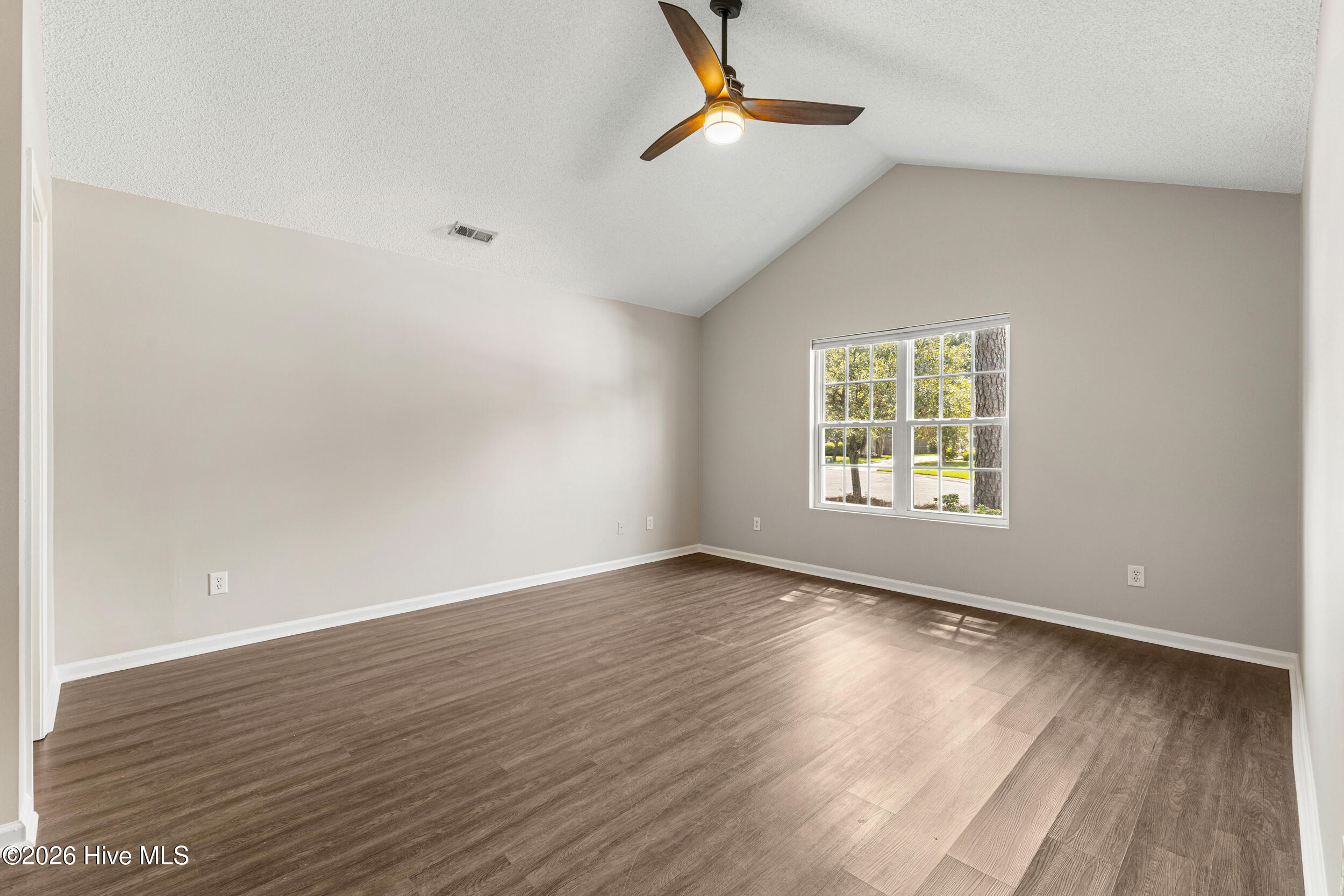 1024 Winterberry Circle