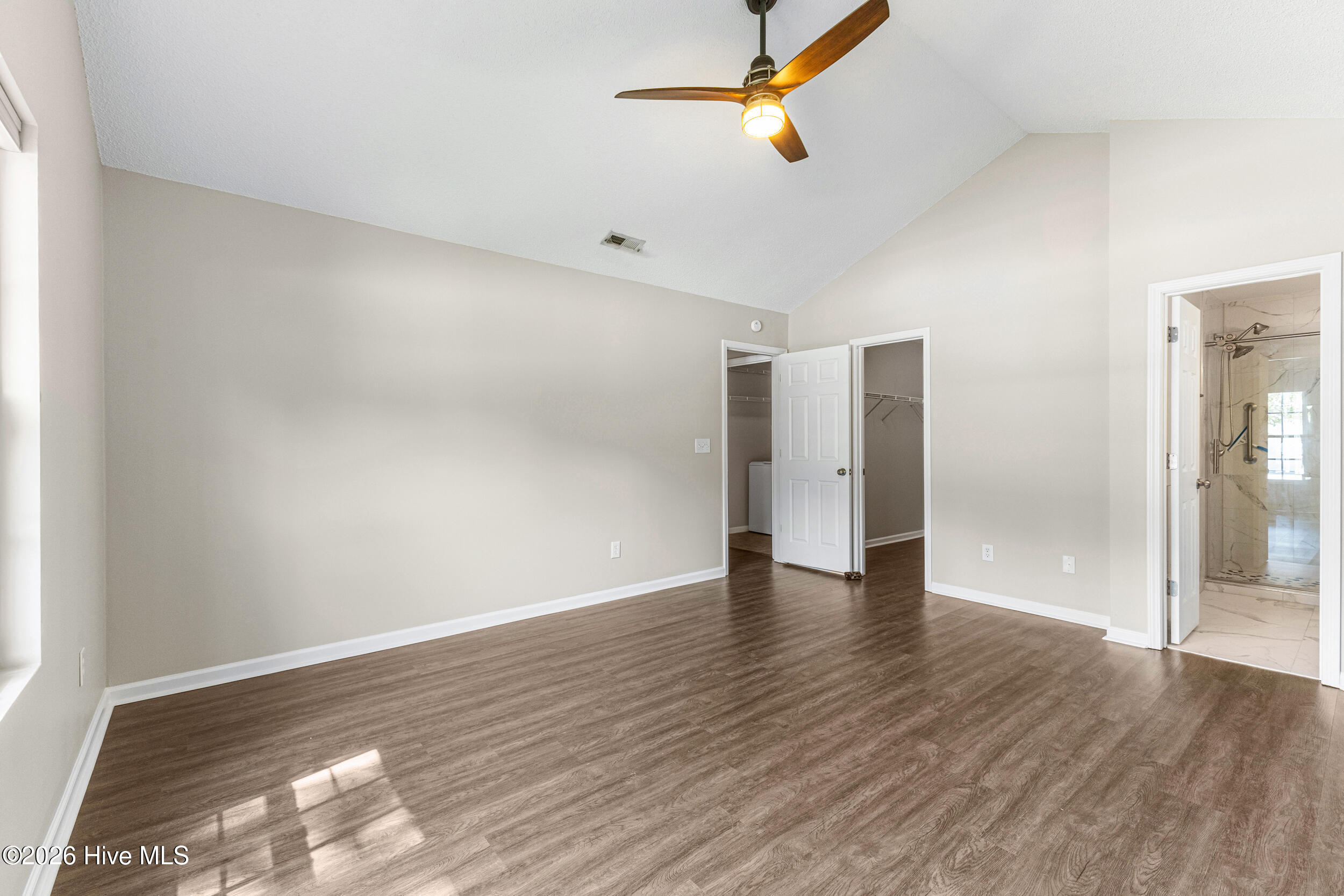 1024 Winterberry Circle