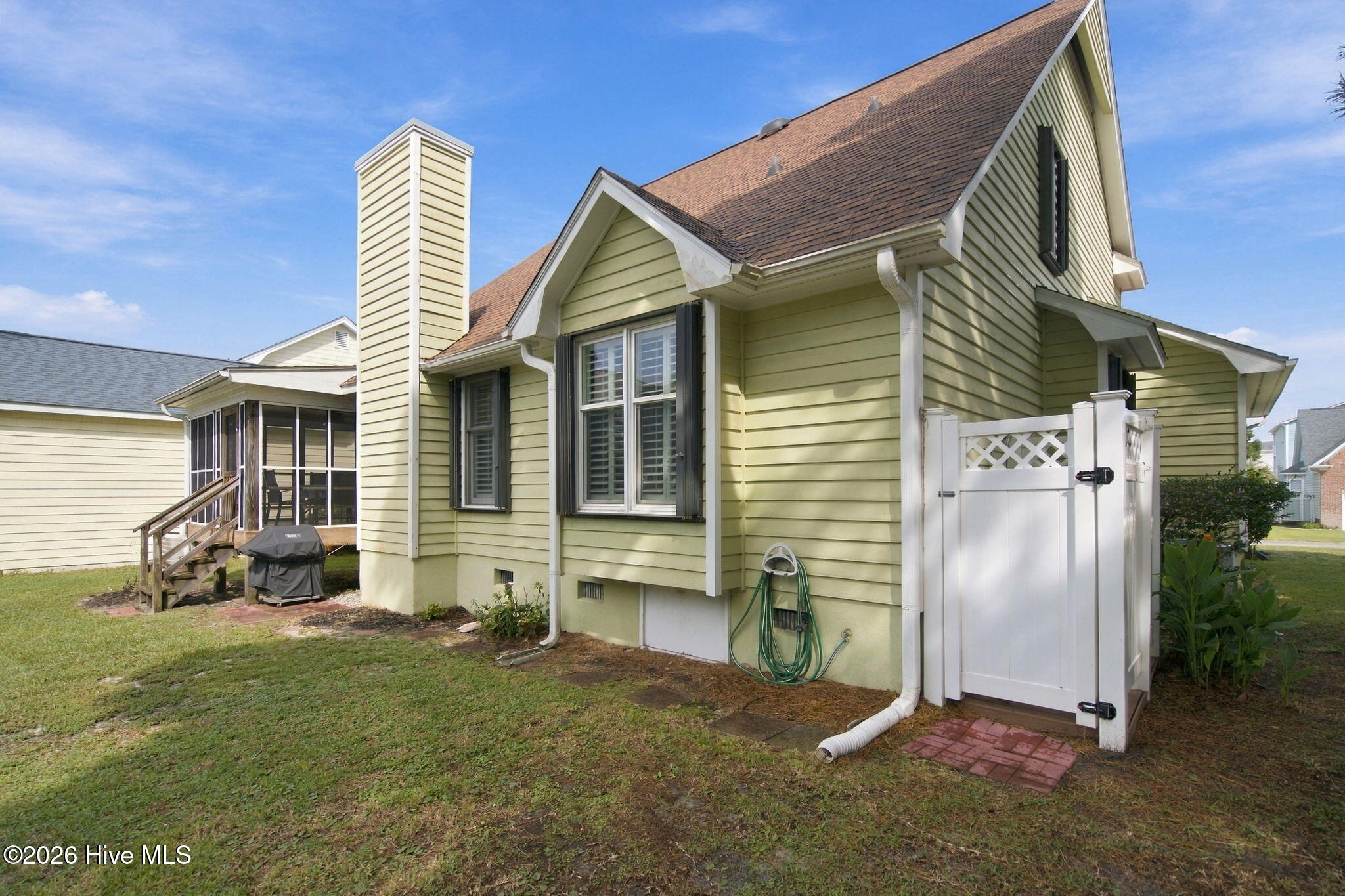 721 Sloop Pointe Lane