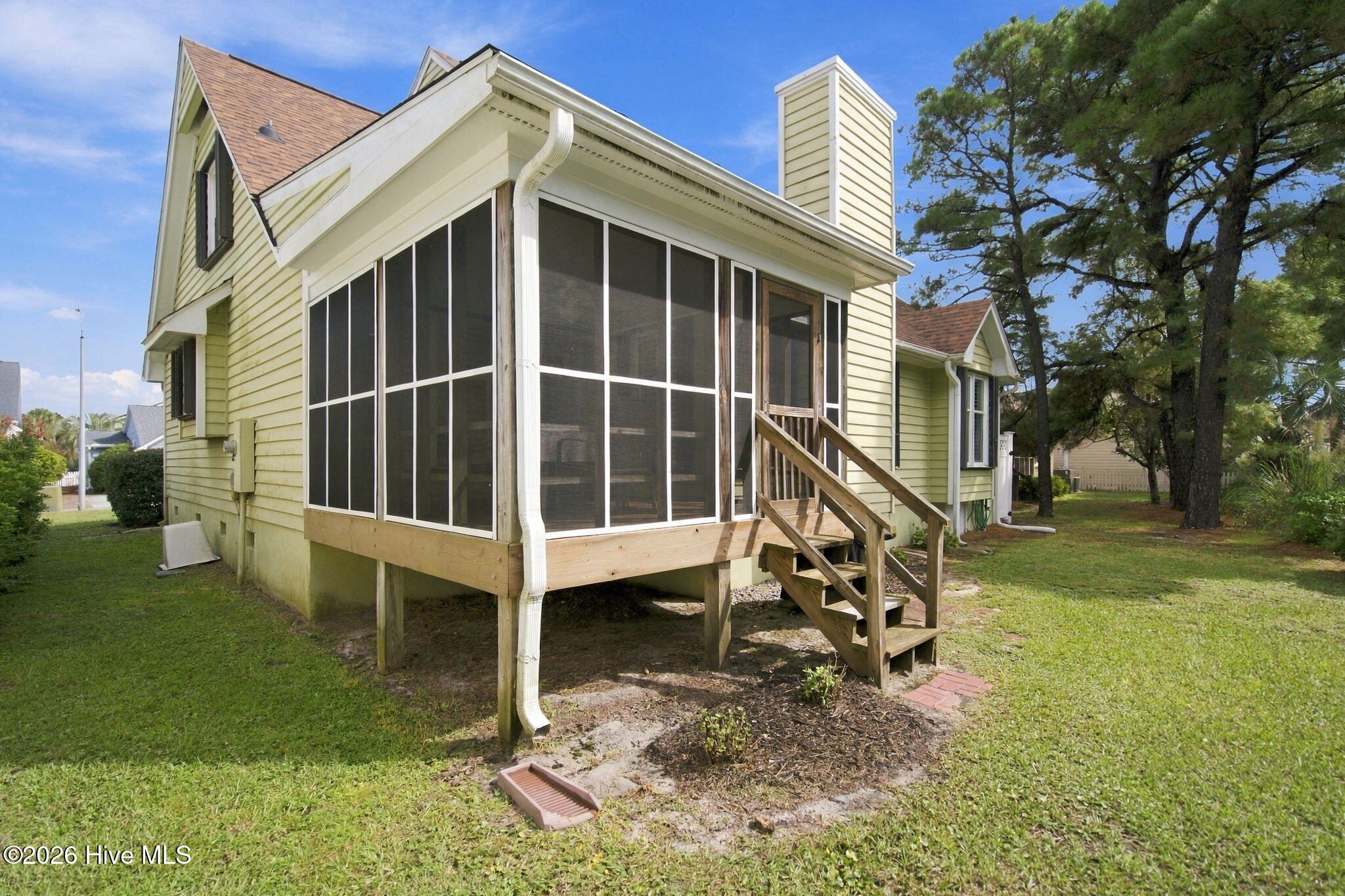 721 Sloop Pointe Lane