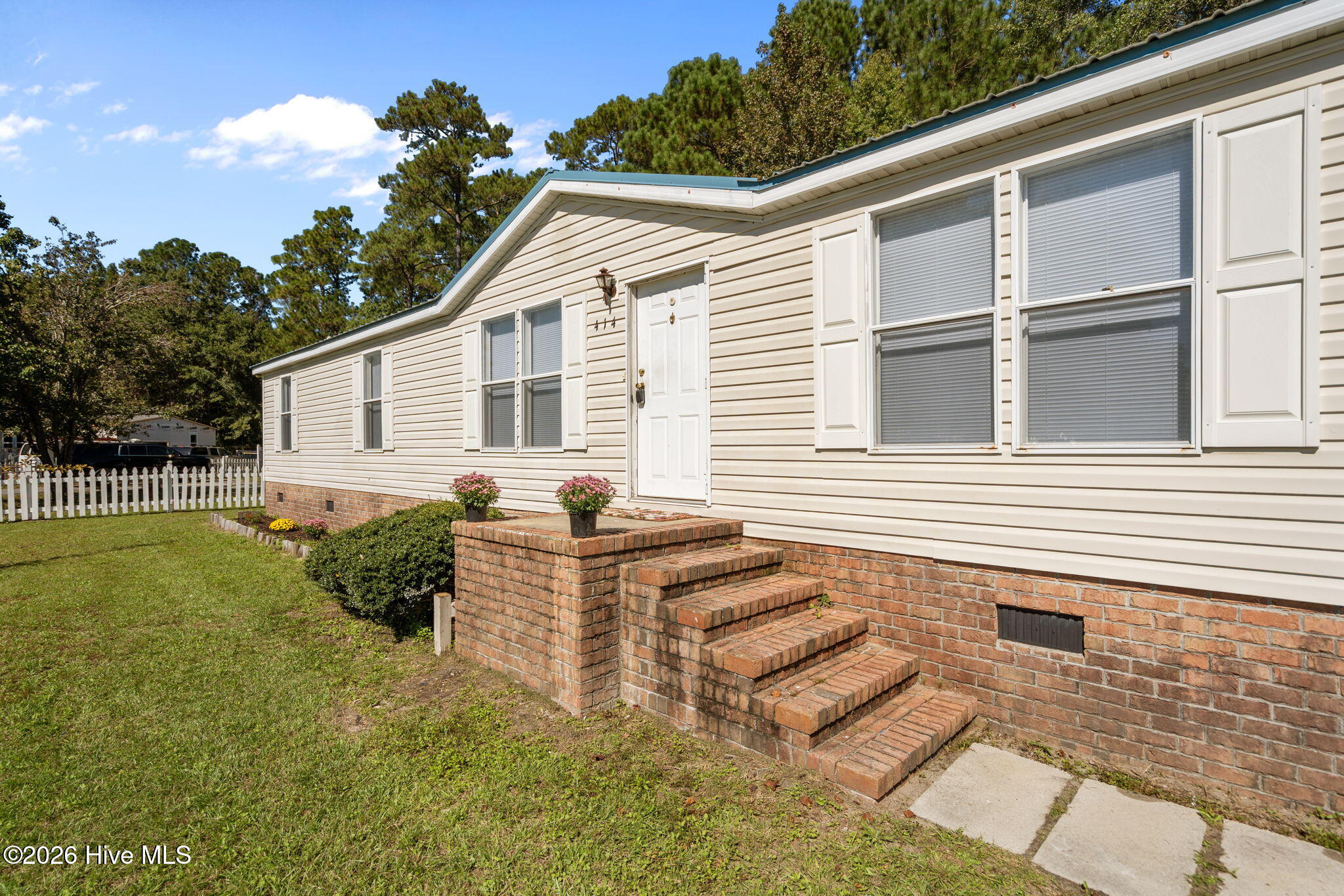 414 Evanston Drive
