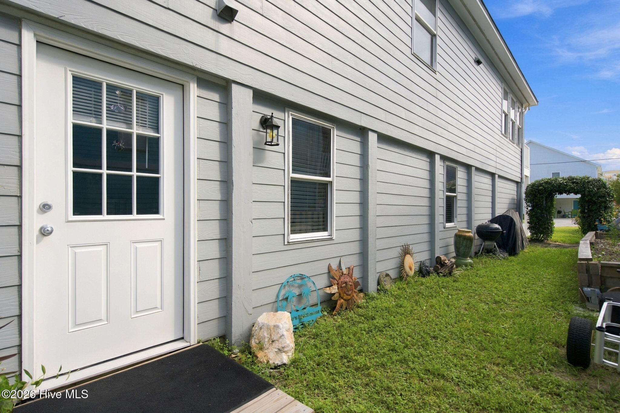 720 Fort Fisher Boulevard S