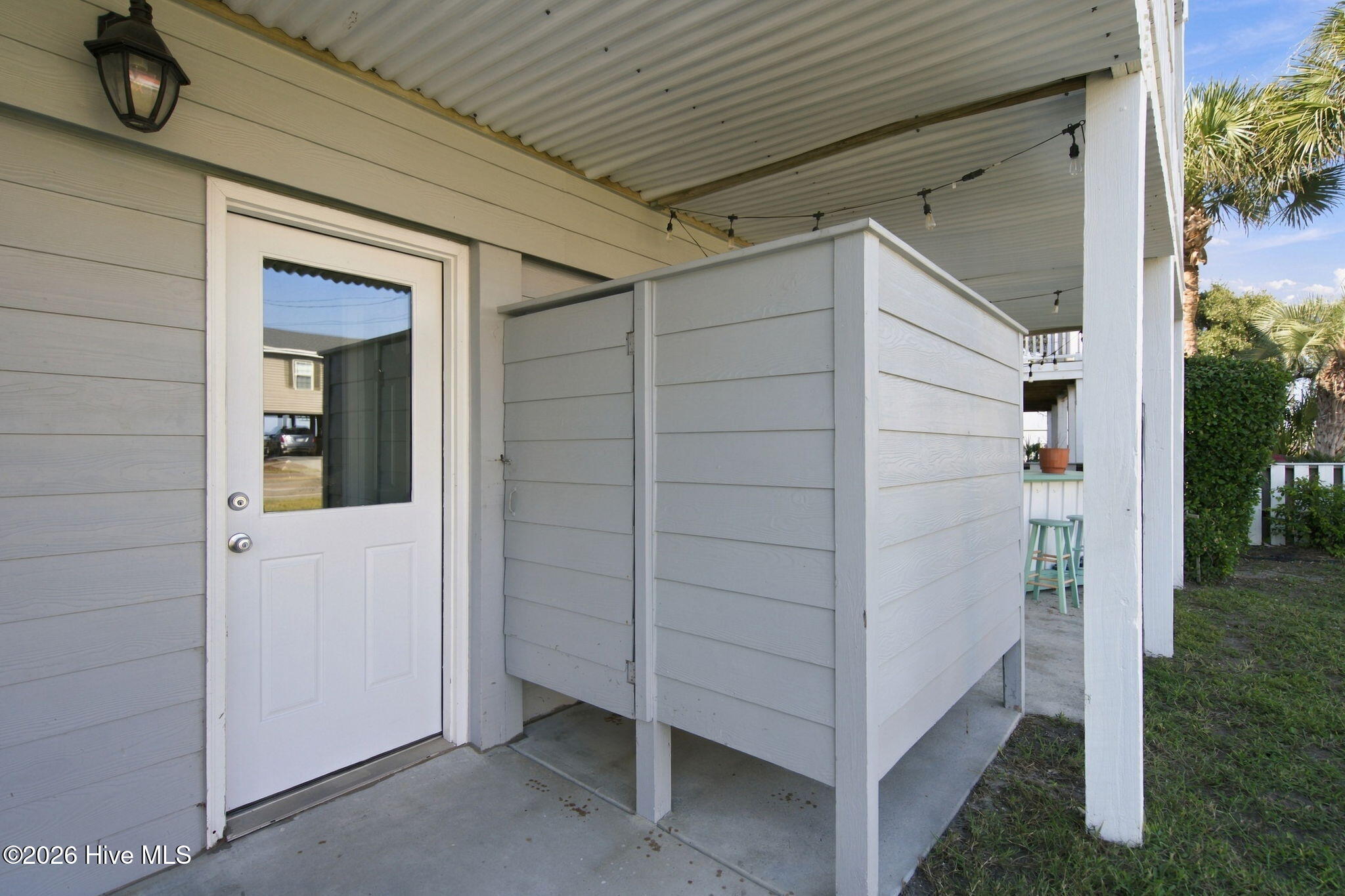 720 Fort Fisher Boulevard S