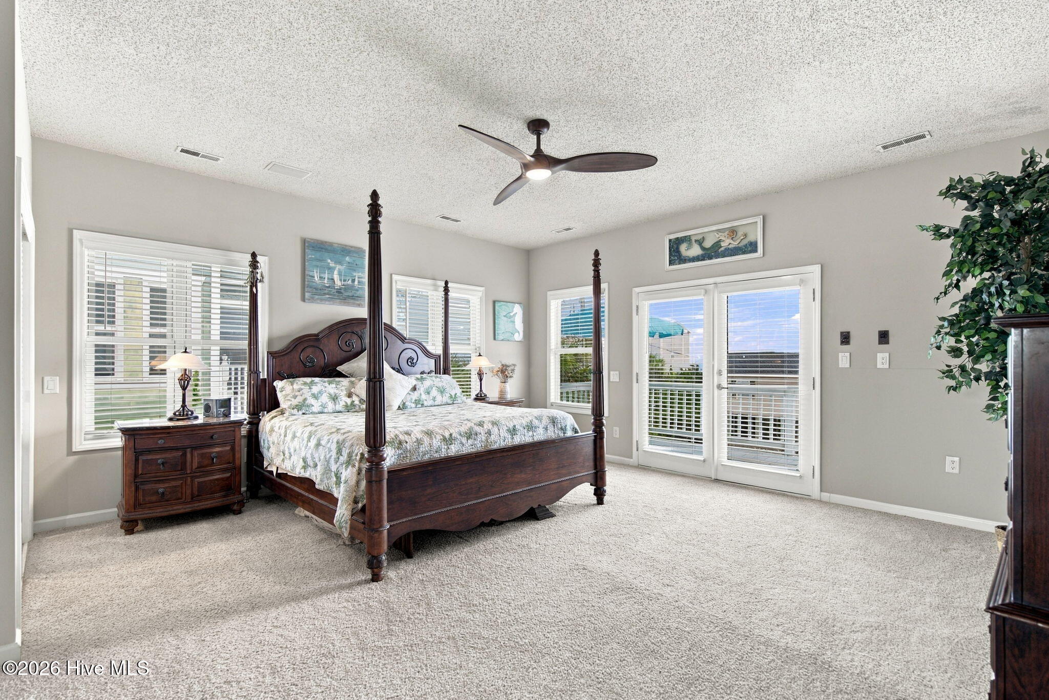 720 Fort Fisher Boulevard S