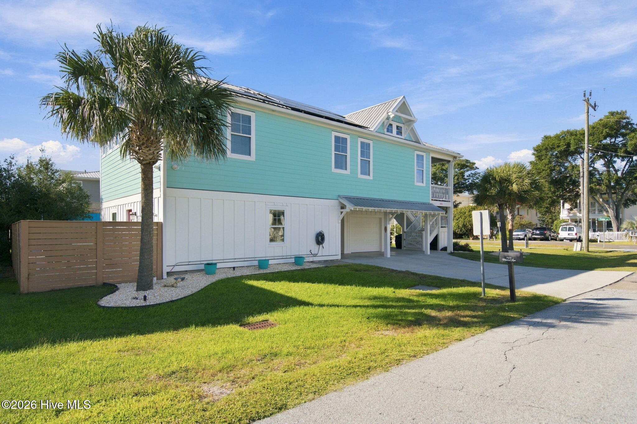 1404 Mackerel Lane