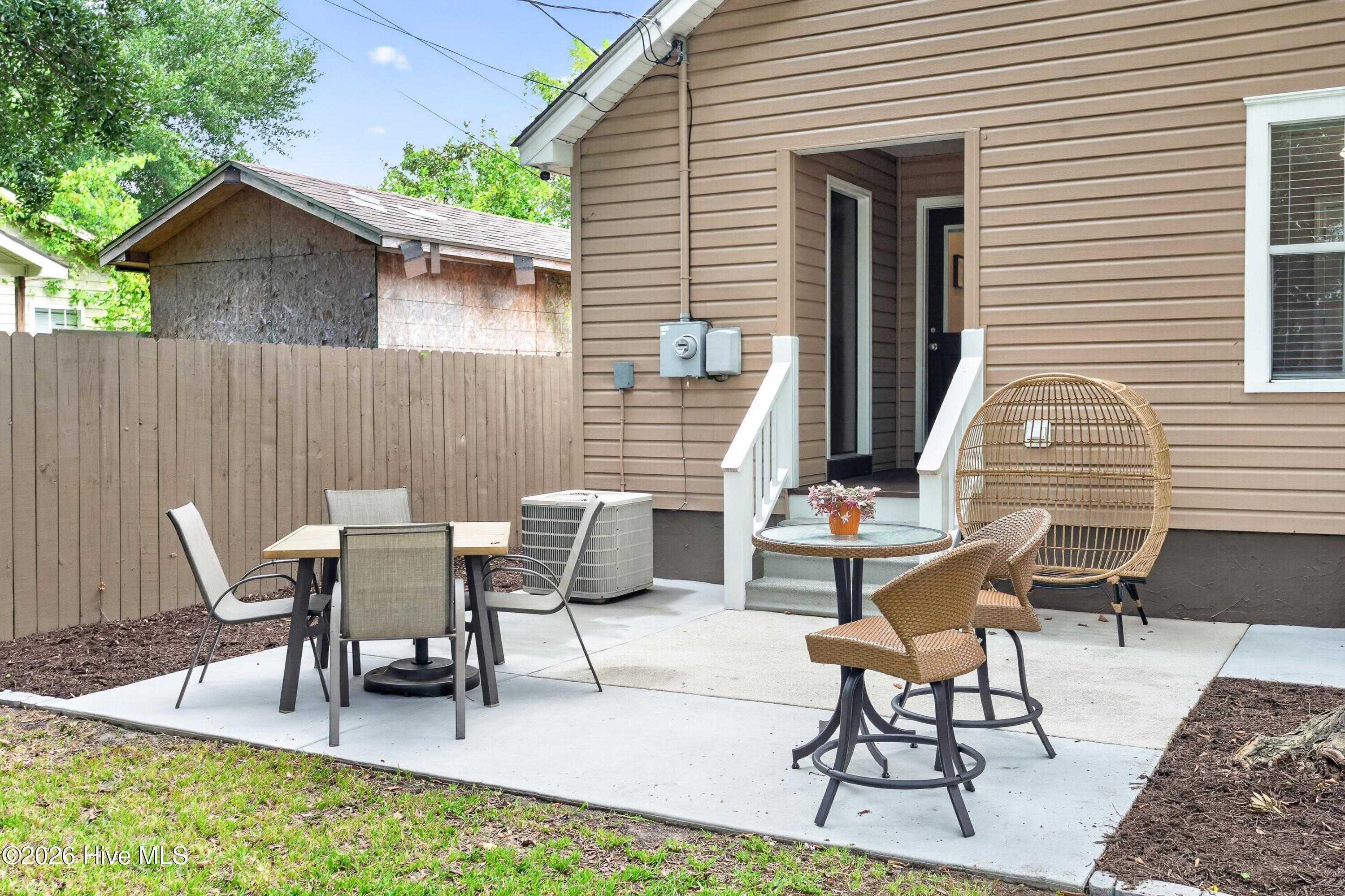 813 N 7th Street