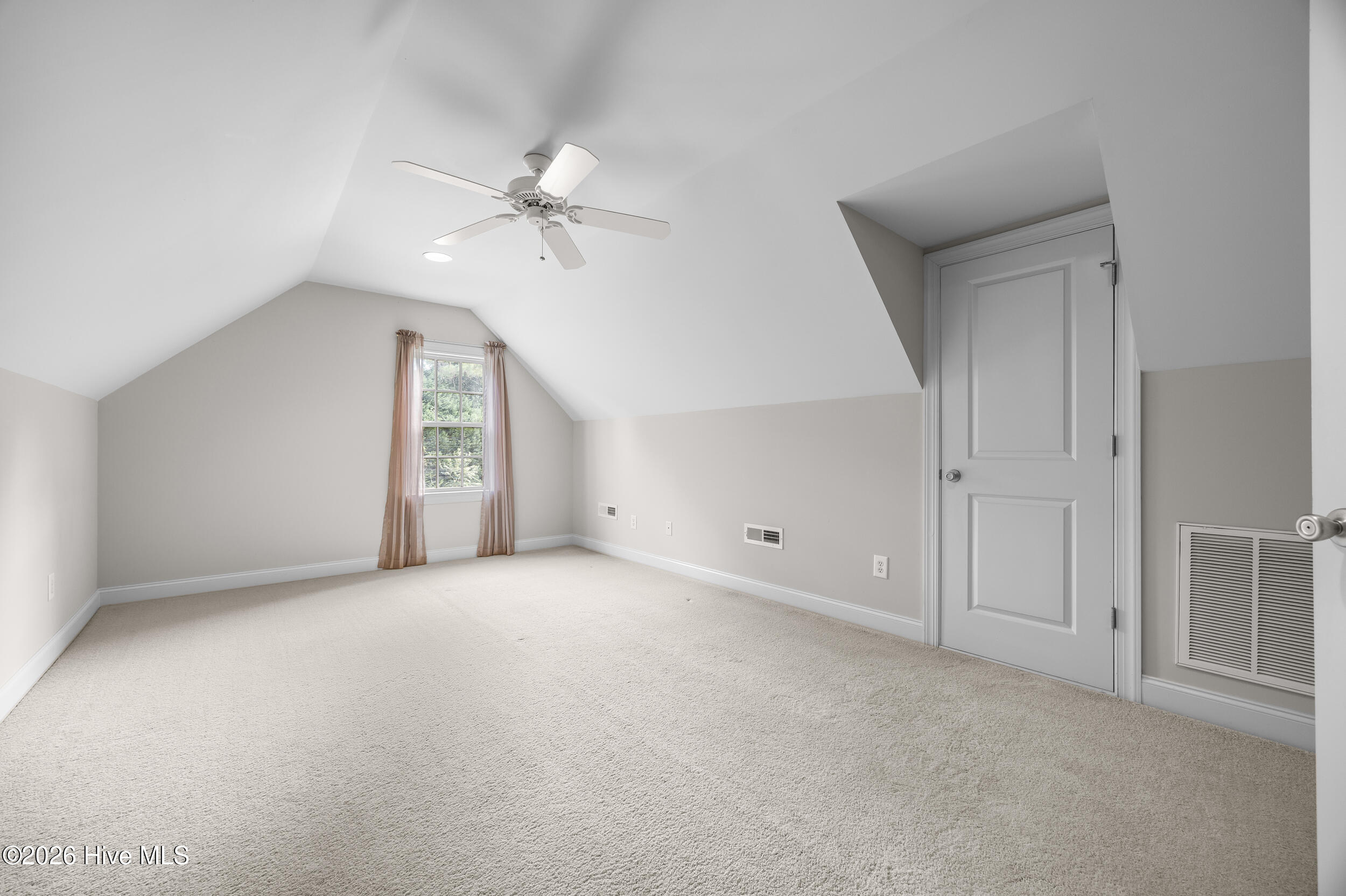 8746 Ramsbury Way