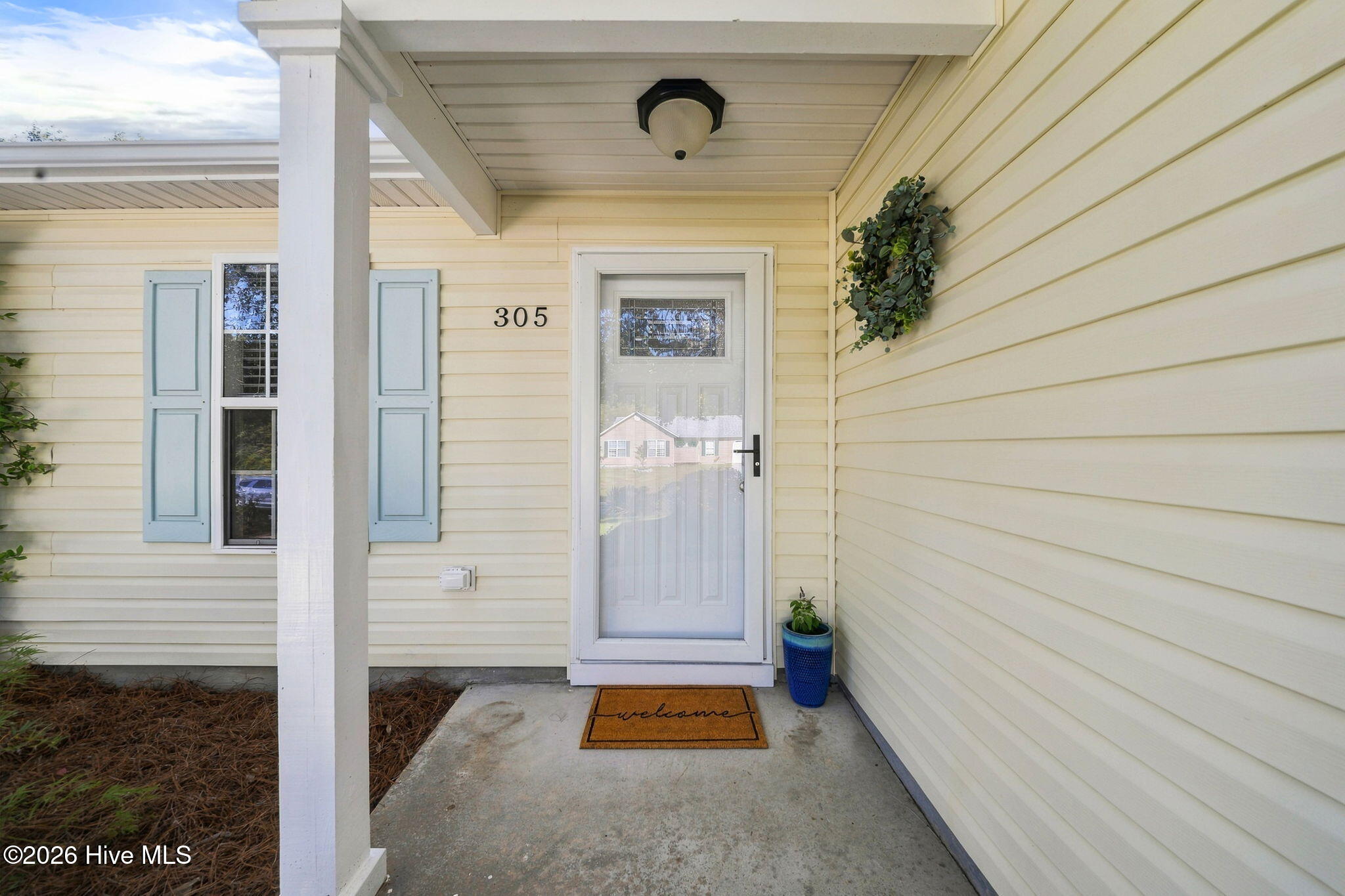 305 Hedingham Lane
