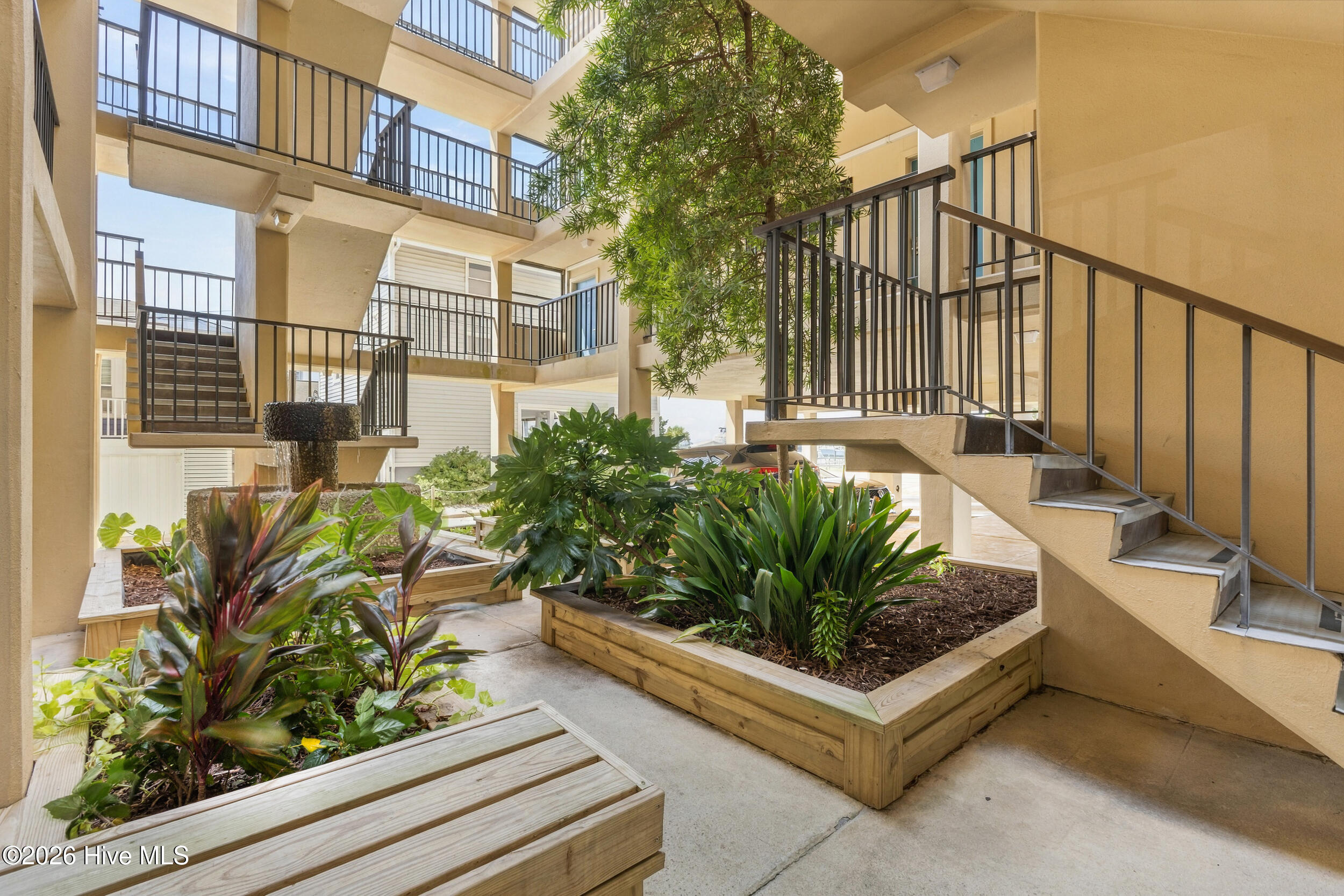 104 S Lumina Avenue S 203