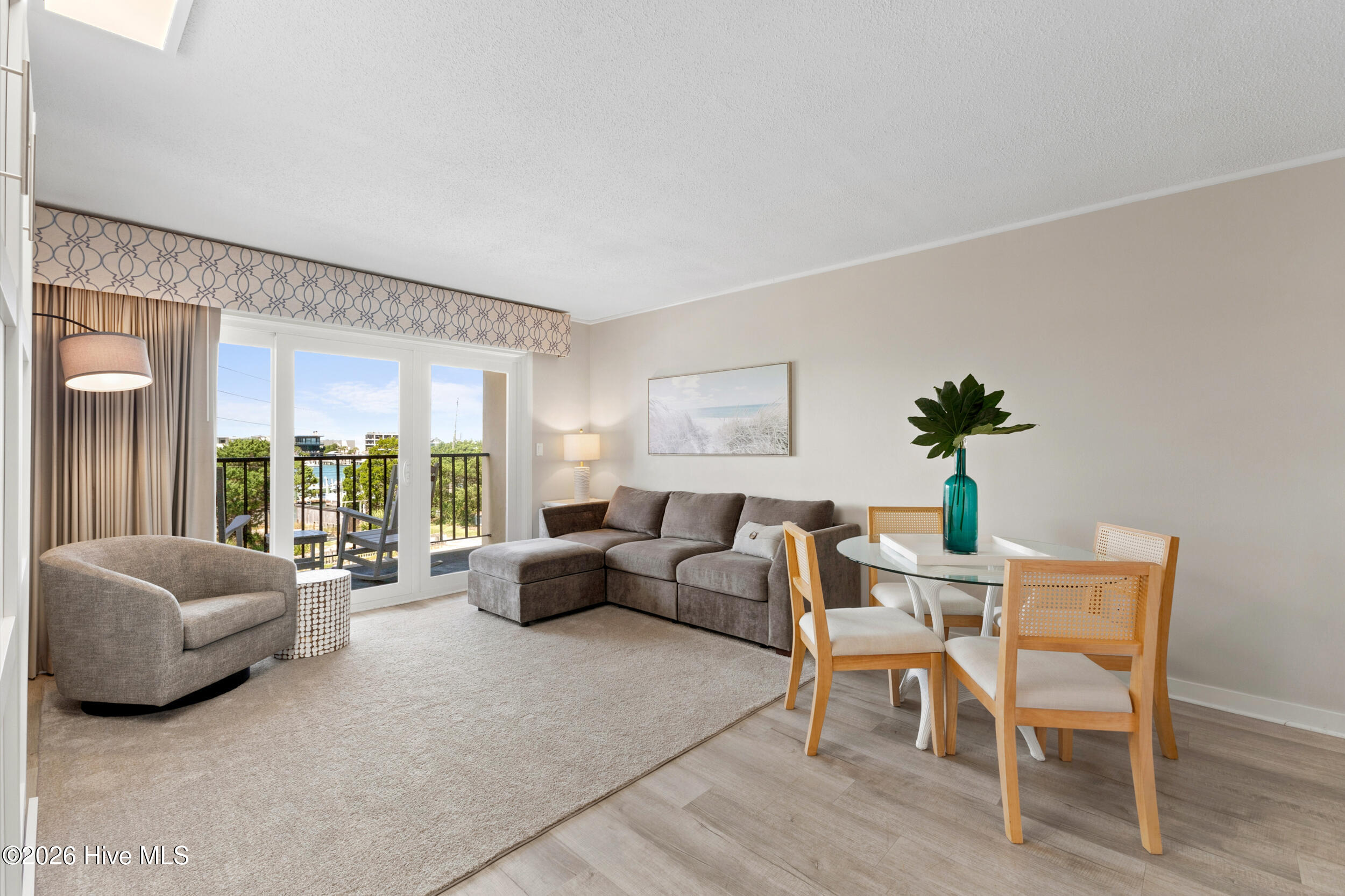 104 S Lumina Avenue S 203