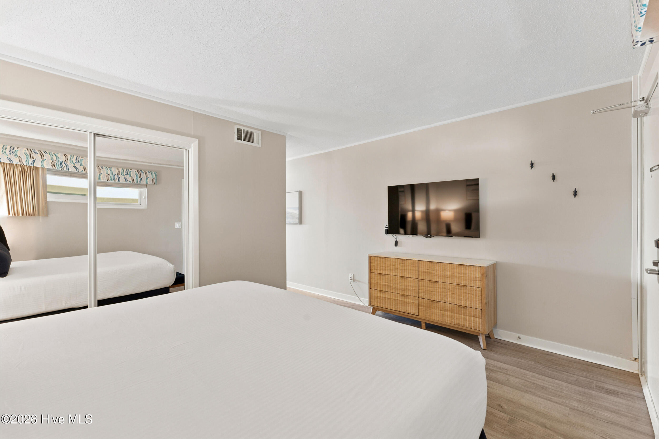 104 S Lumina Avenue S 203