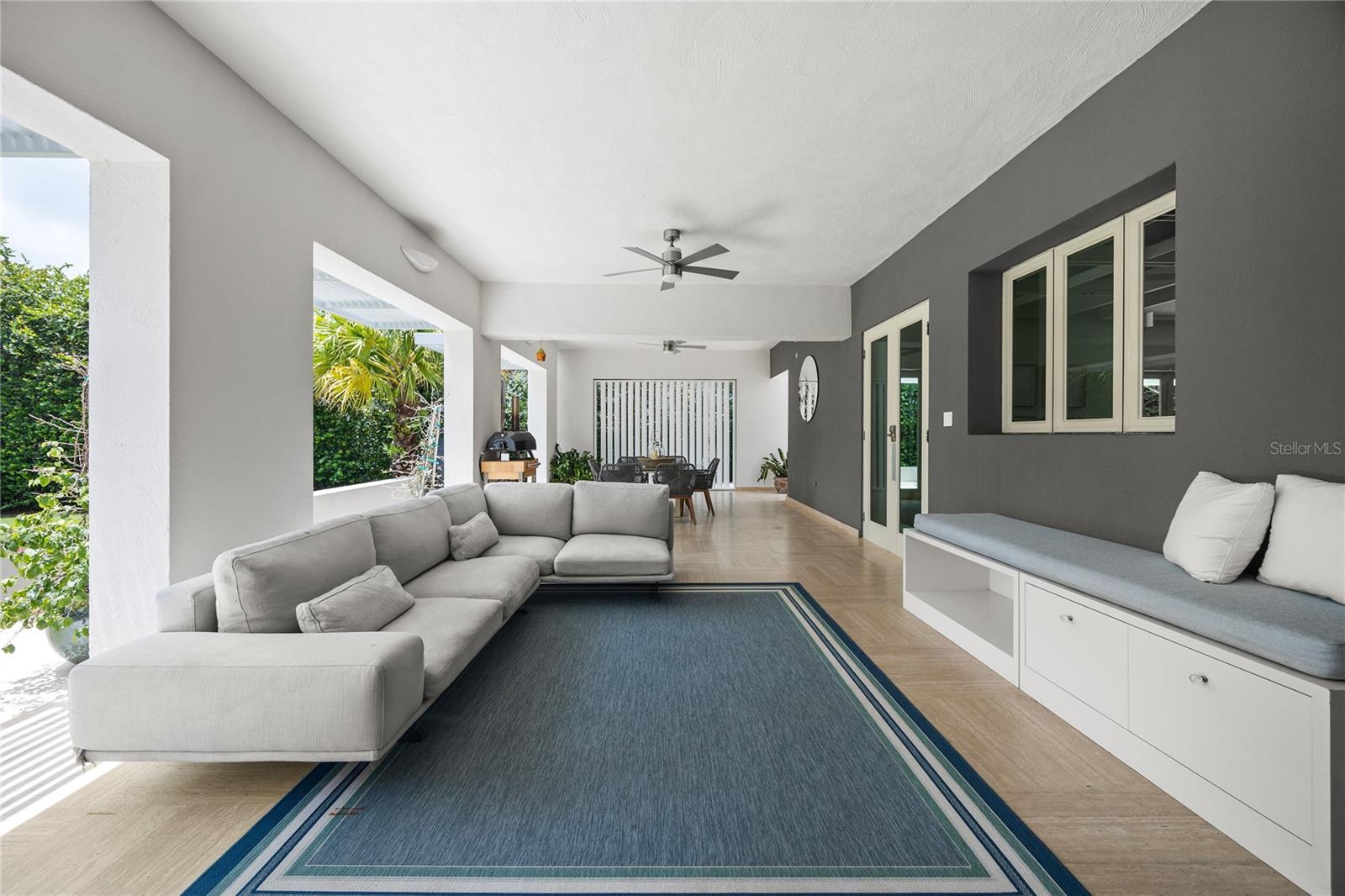 361 BEACH EAST