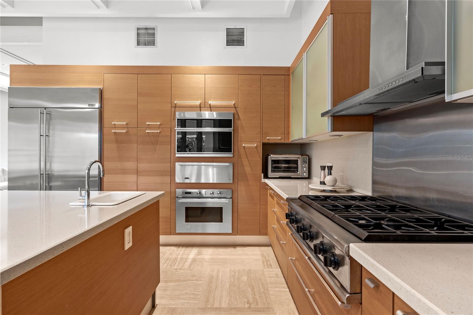 361 BEACH EAST