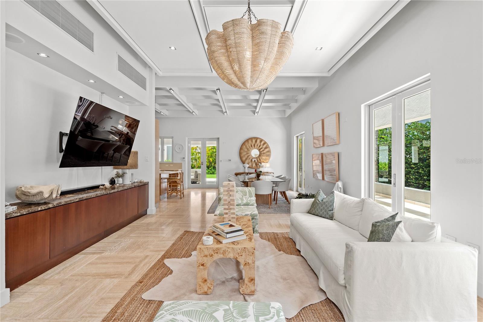 361 BEACH EAST