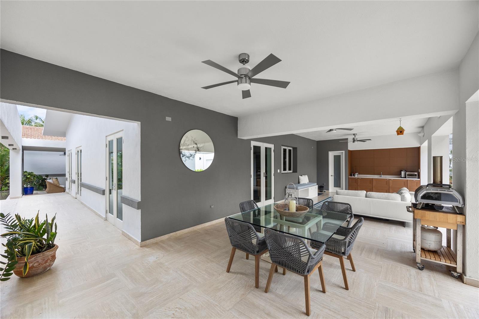 361 BEACH EAST