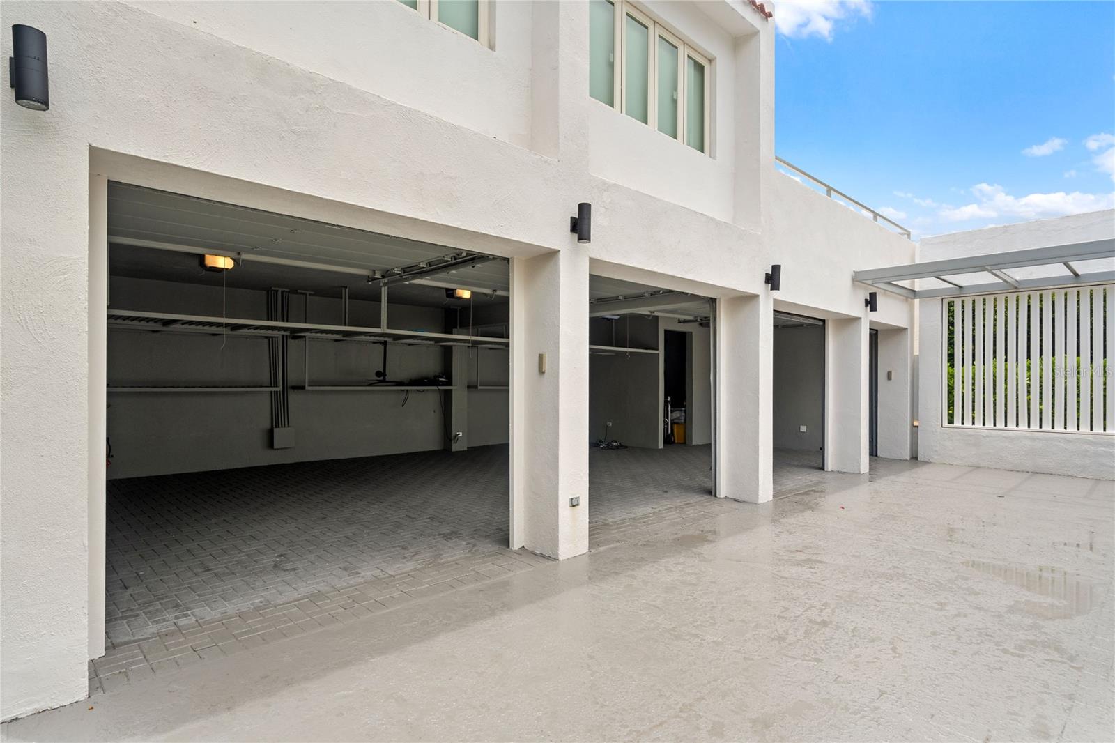 361 BEACH EAST