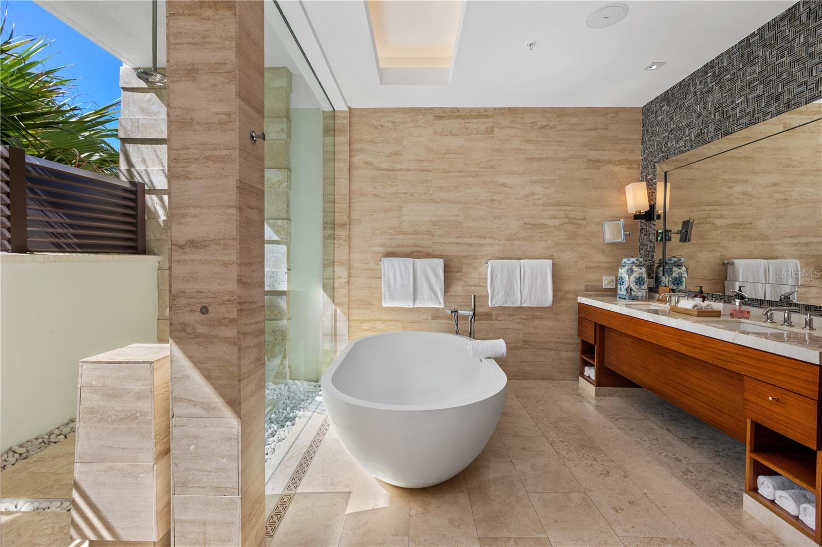 West Beach A RITZ CARLTON RESERVE RESIDENCE #3222/23