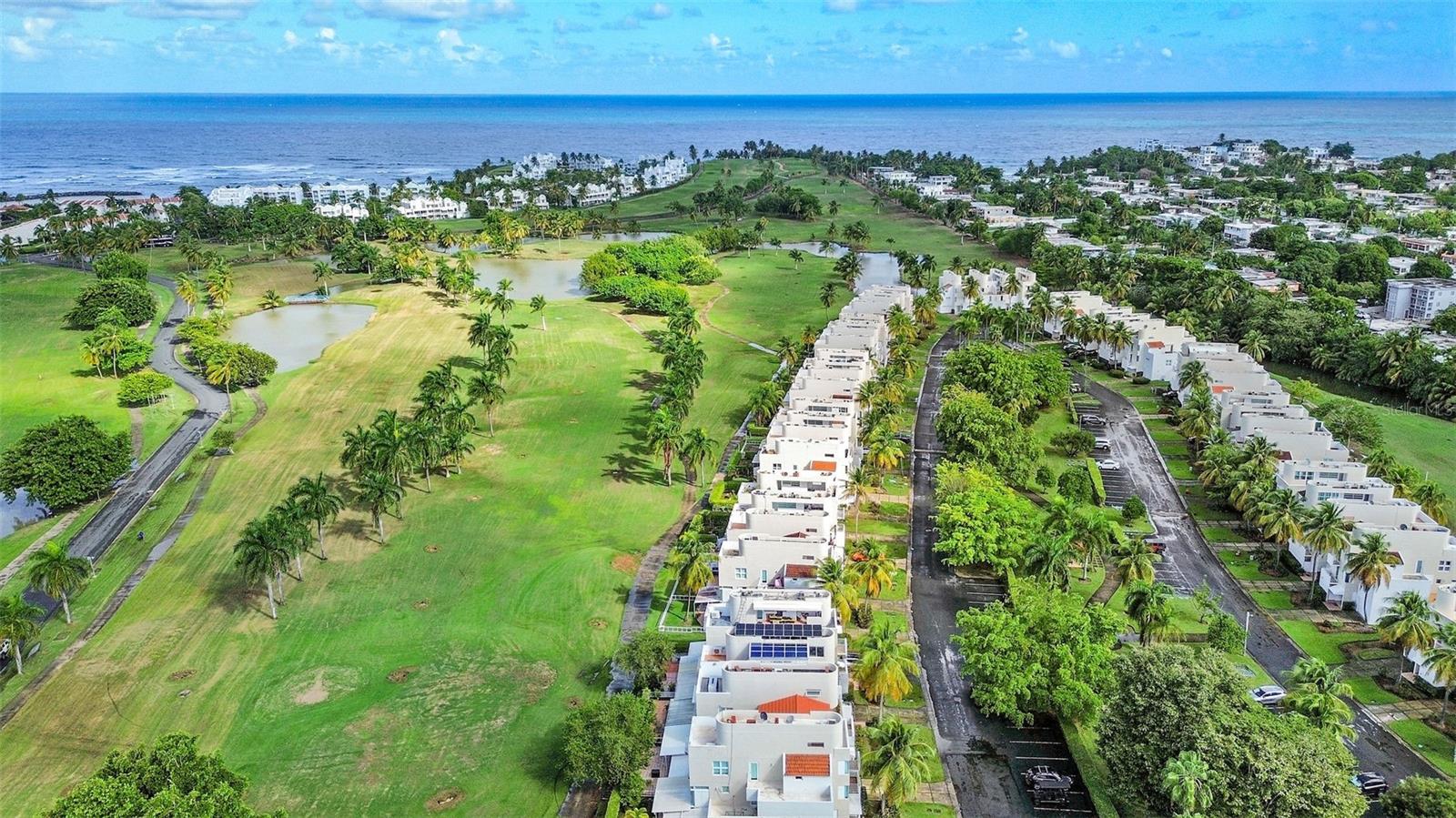 93 VILLAS DE GOLF ESTE #93