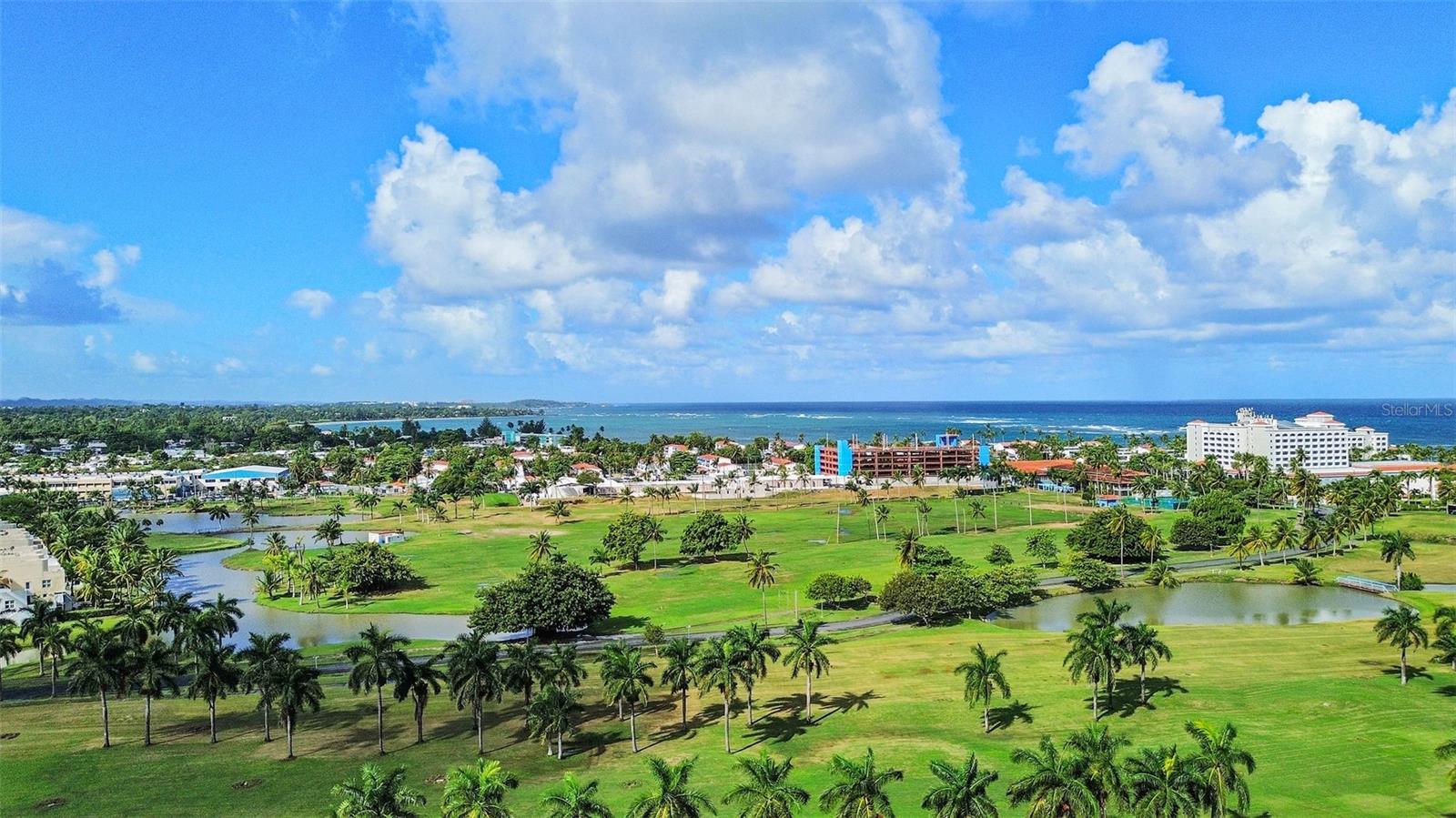 93 VILLAS DE GOLF ESTE #93