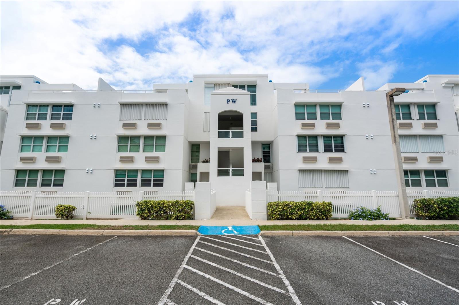 PW-401 THE OCEAN CLUB AT SEVEN SEAS #PW-401