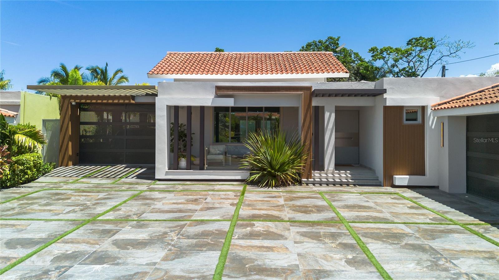 135 DORADO BEACH EAST