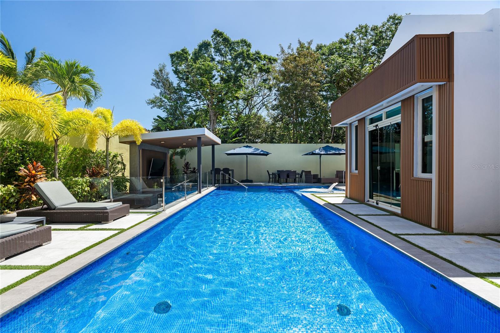 135 DORADO BEACH EAST