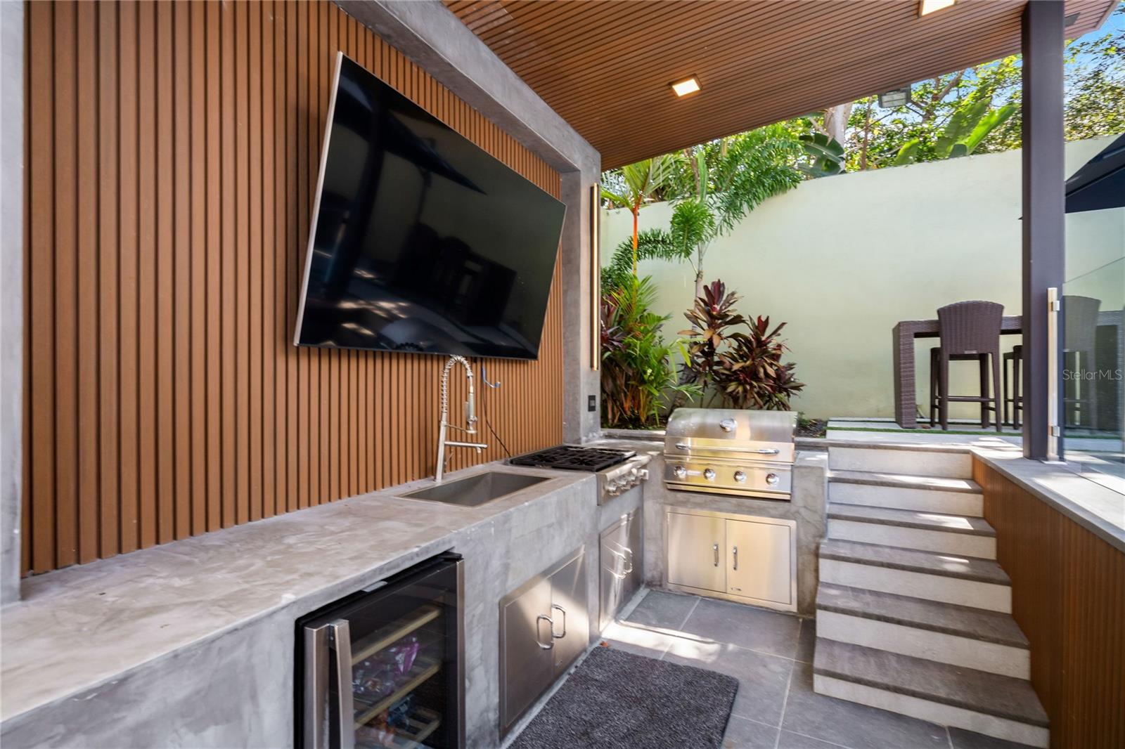 135 DORADO BEACH EAST