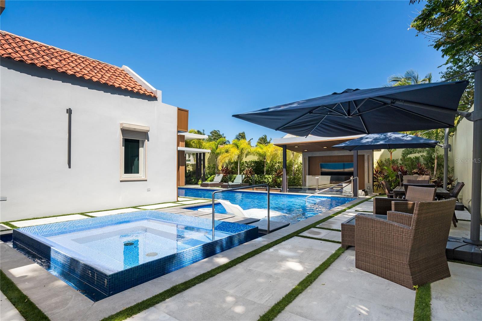 135 DORADO BEACH EAST