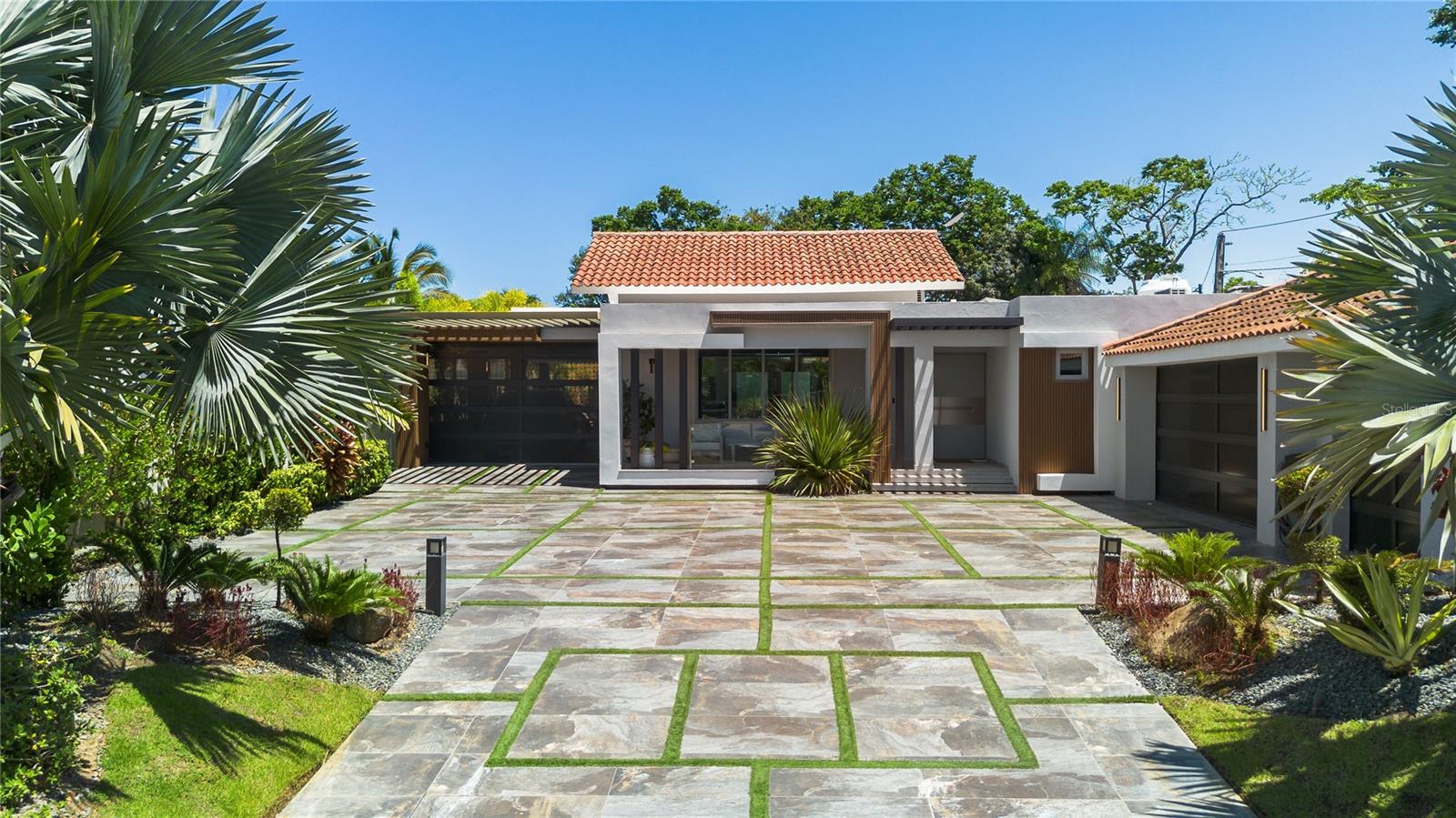 135 DORADO BEACH EAST