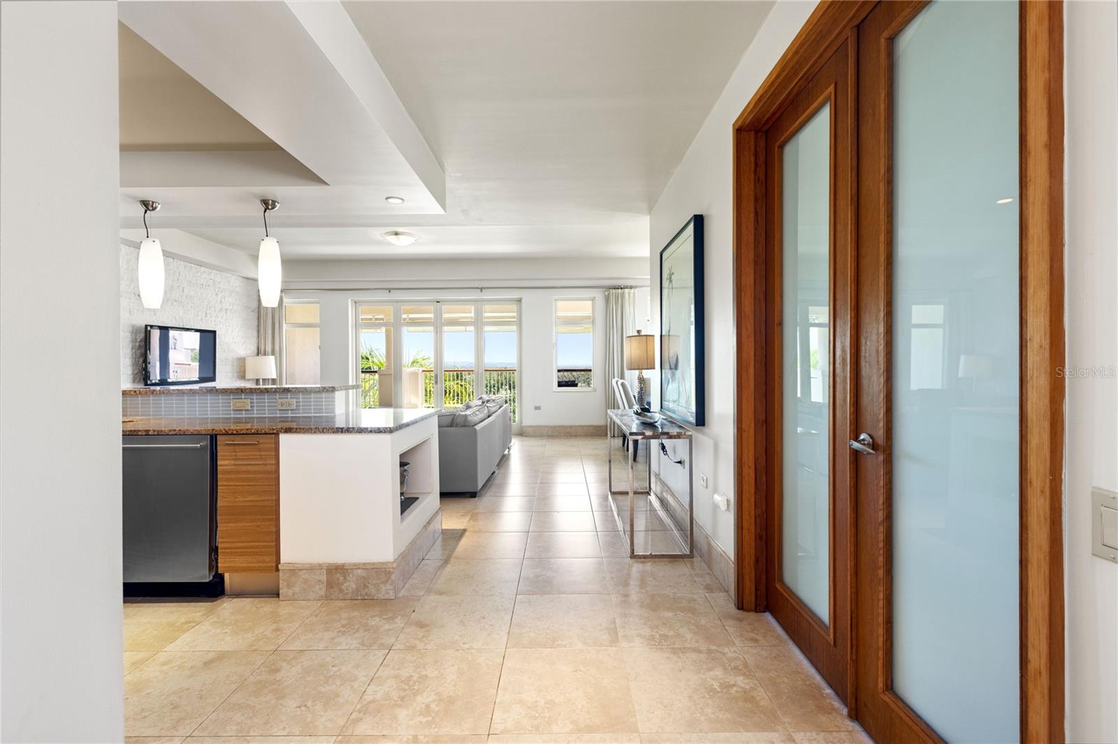 2408 PLANTATION VILLAGE DR