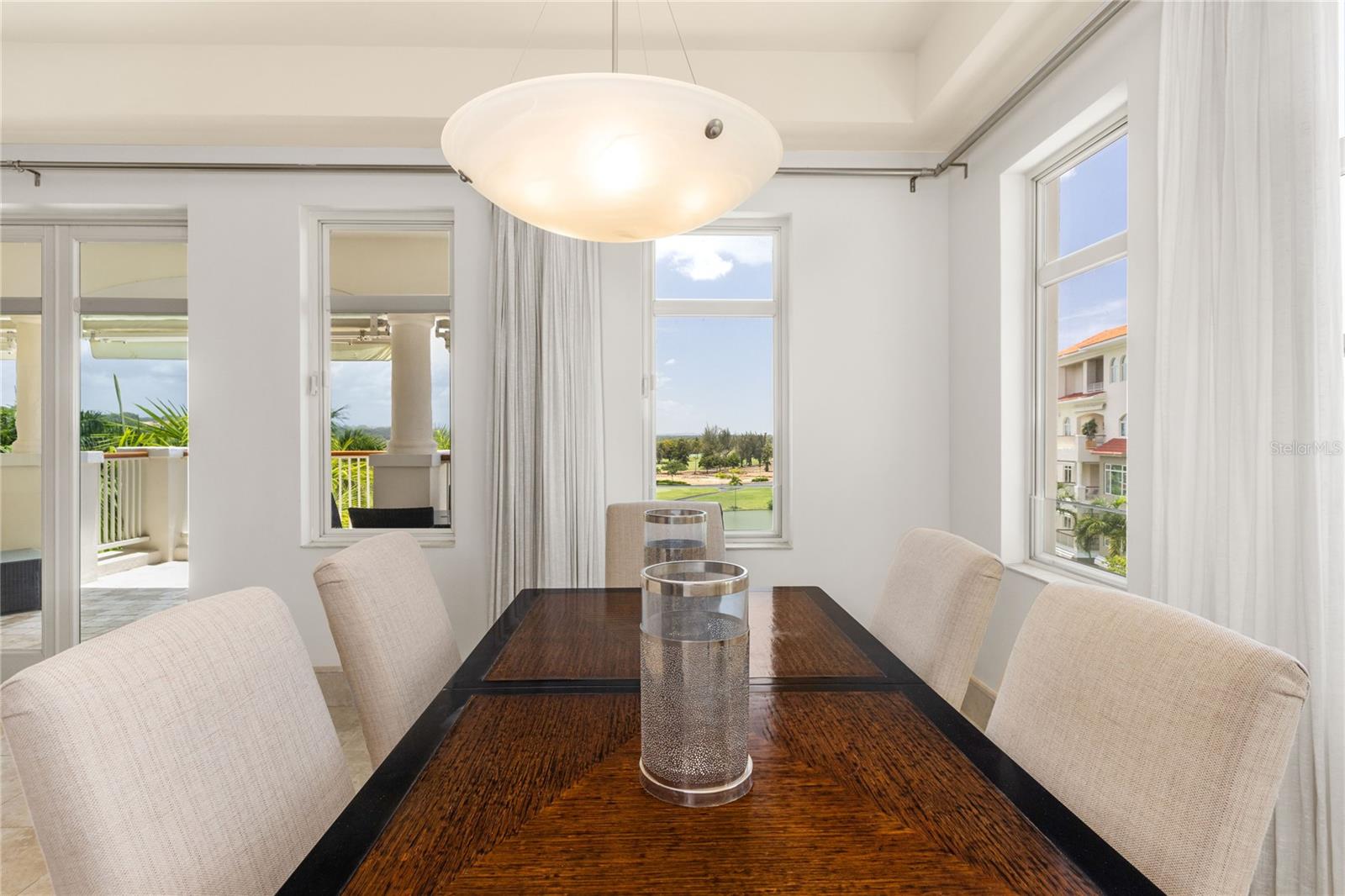 2408 PLANTATION VILLAGE DR