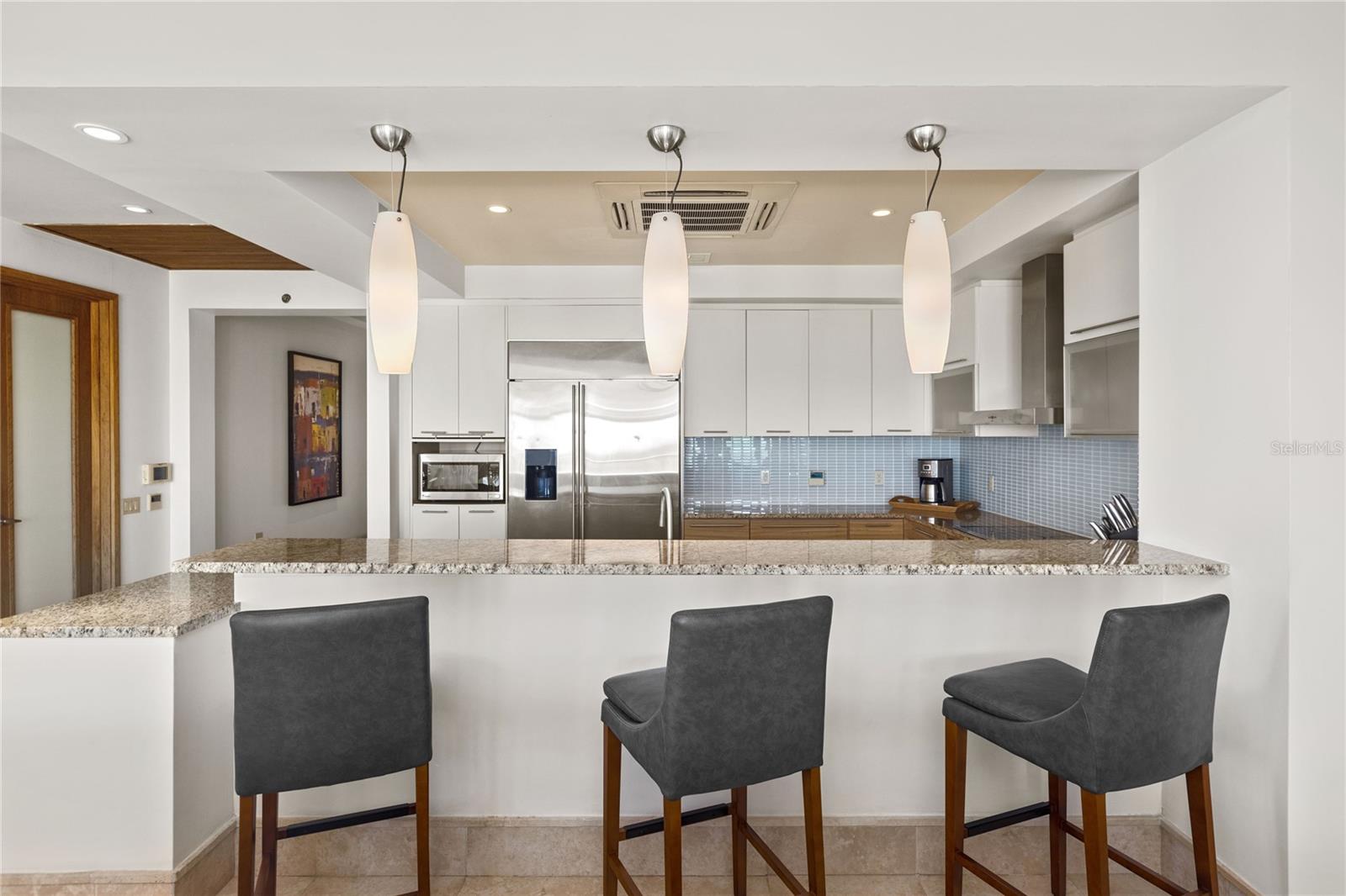 2408 PLANTATION VILLAGE DR