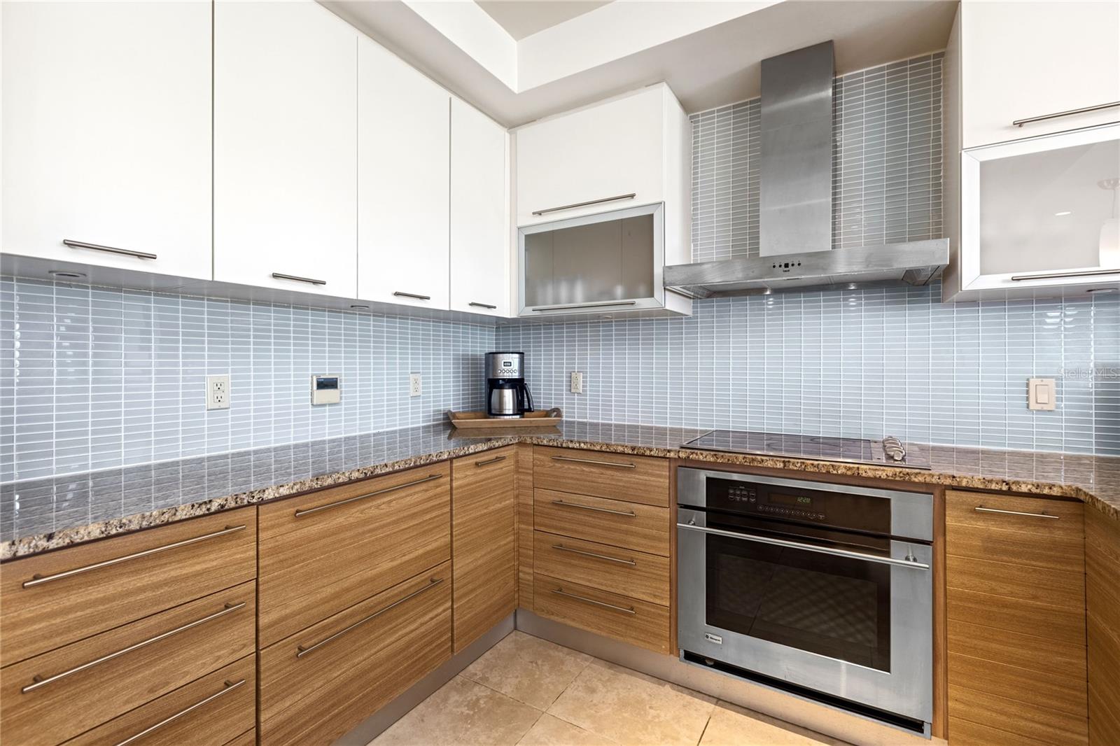 2408 PLANTATION VILLAGE DR