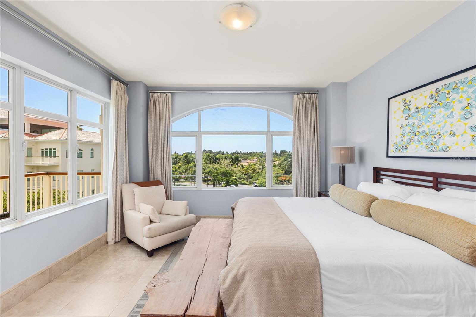 2408 PLANTATION VILLAGE DR