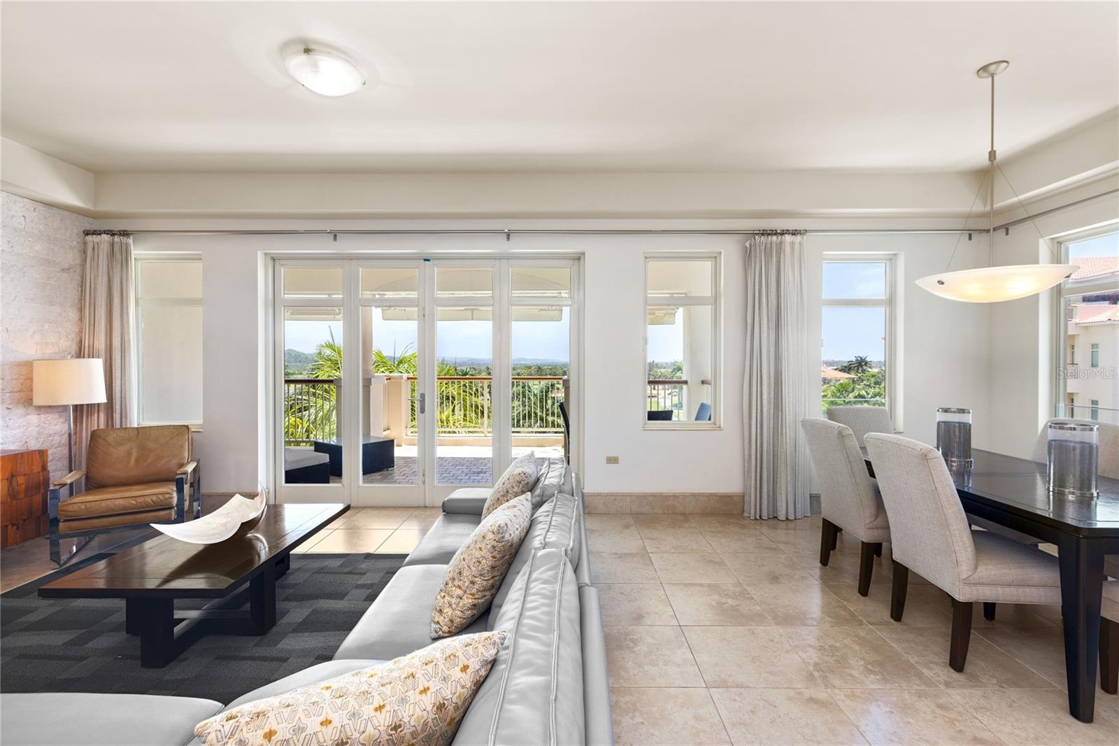 2408 PLANTATION VILLAGE DR